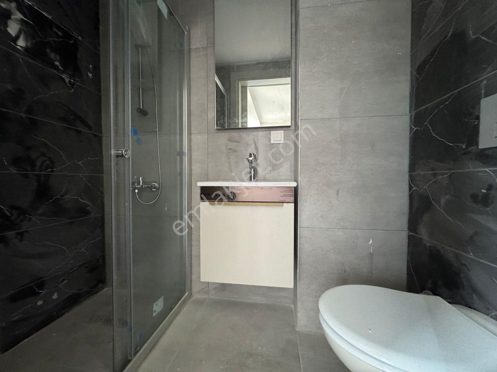 Kabasakal’da 7/24 Güvenlikli, Geniş Peyzajlı Sitede Full Donanımlı 2+1 Fırsat Daıre - Görsel 6