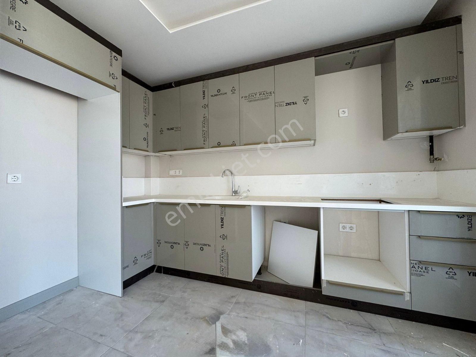 Kabasakal’da 7/24 Güvenlikli, Geniş Peyzajlı Sitede Full Donanımlı 2+1 Fırsat Daıre - Görsel 16