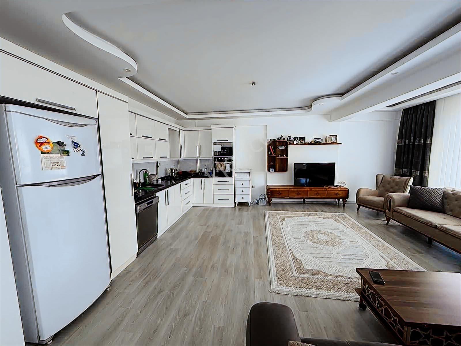 Yağmur Emlak'tan Özel Yapım Panoramik Manazaralı 3+1 Daire - Görsel 33