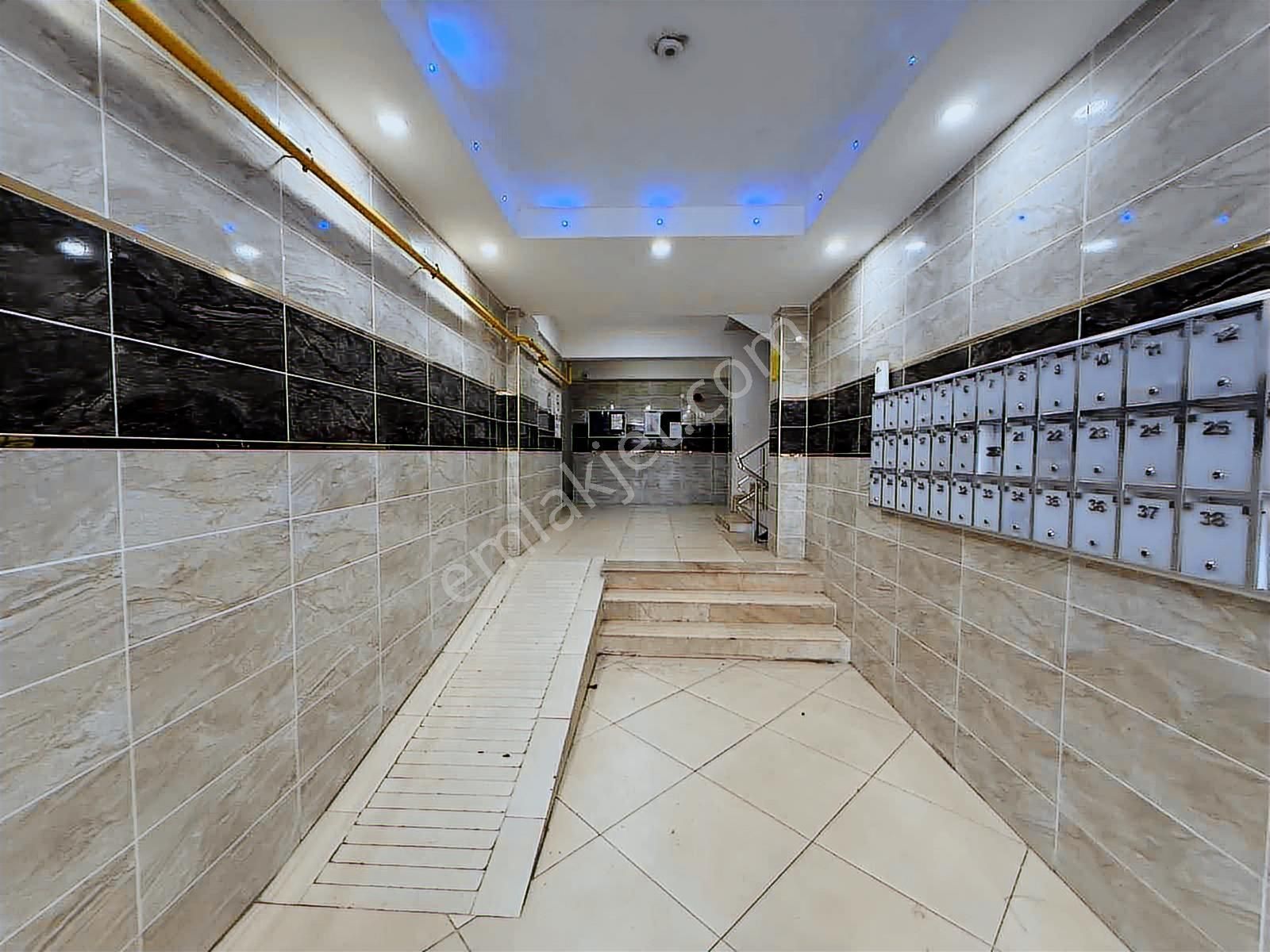 Yağmur Emlak'tan Özel Yapım Panoramik Manazaralı 3+1 Daire - Görsel 28