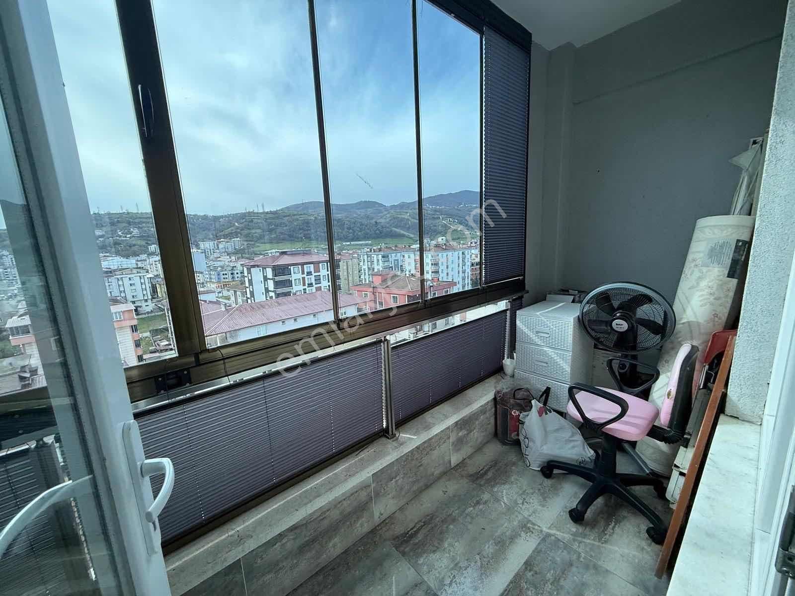 Yağmur Emlak'tan Özel Yapım Panoramik Manazaralı 3+1 Daire - Görsel 18