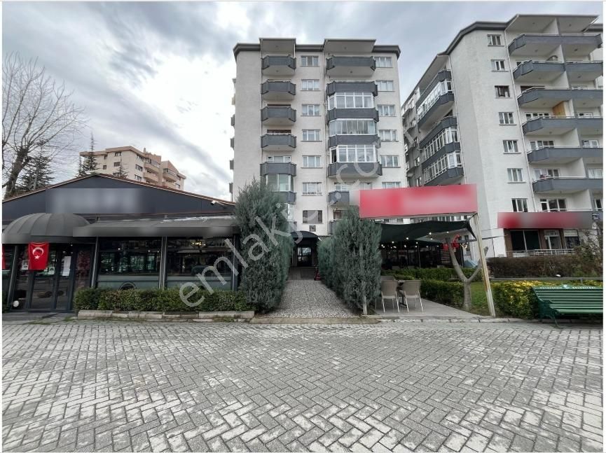 Bess'den Vişnelik Mah.atatürk Blv. Cadde Üzeri Kiralık 2+1 Daire