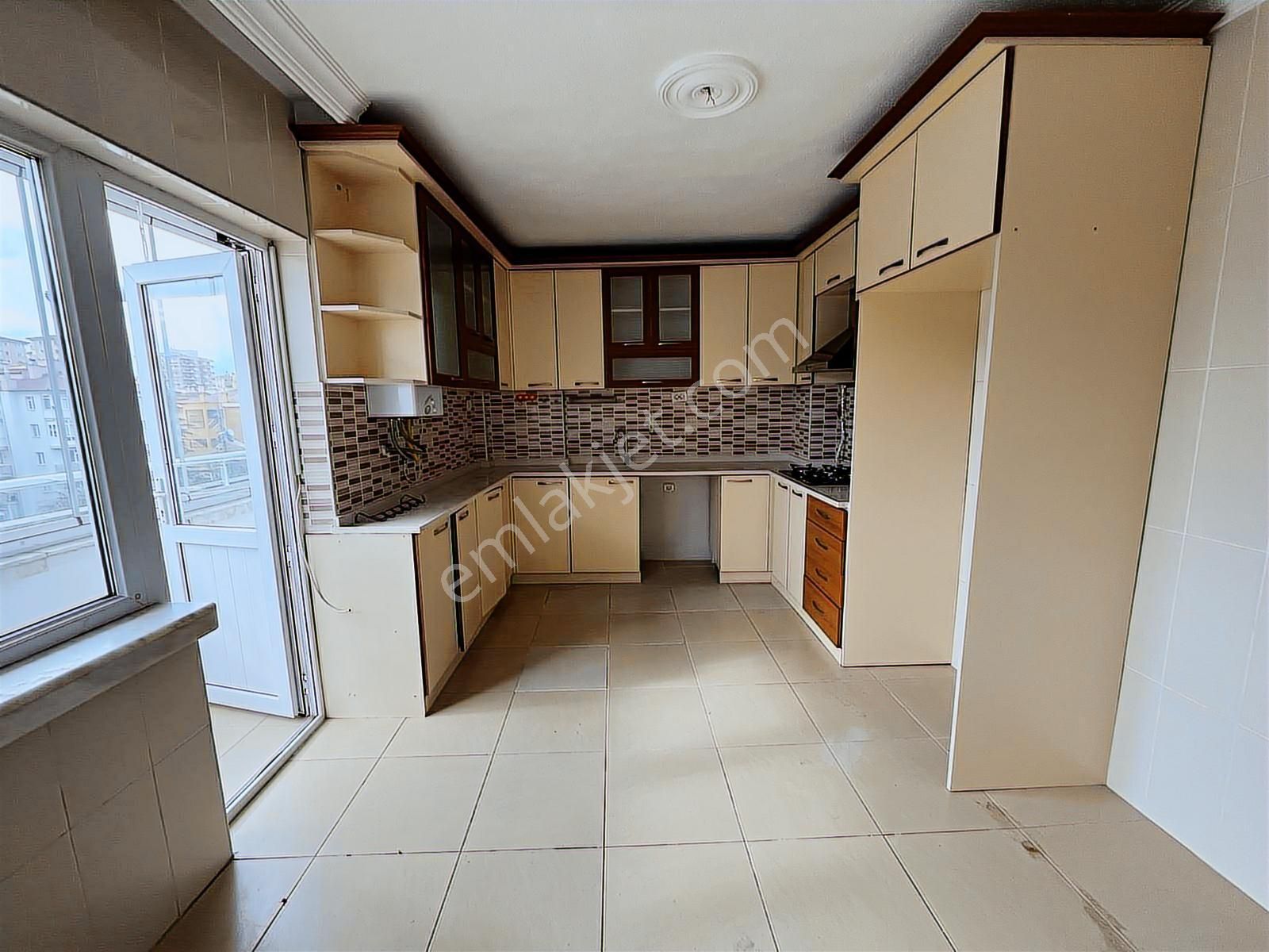 Bess'den Vişnelik Mah.atatürk Blv. Cadde Üzeri Kiralık 2+1 Daire - Görsel 27