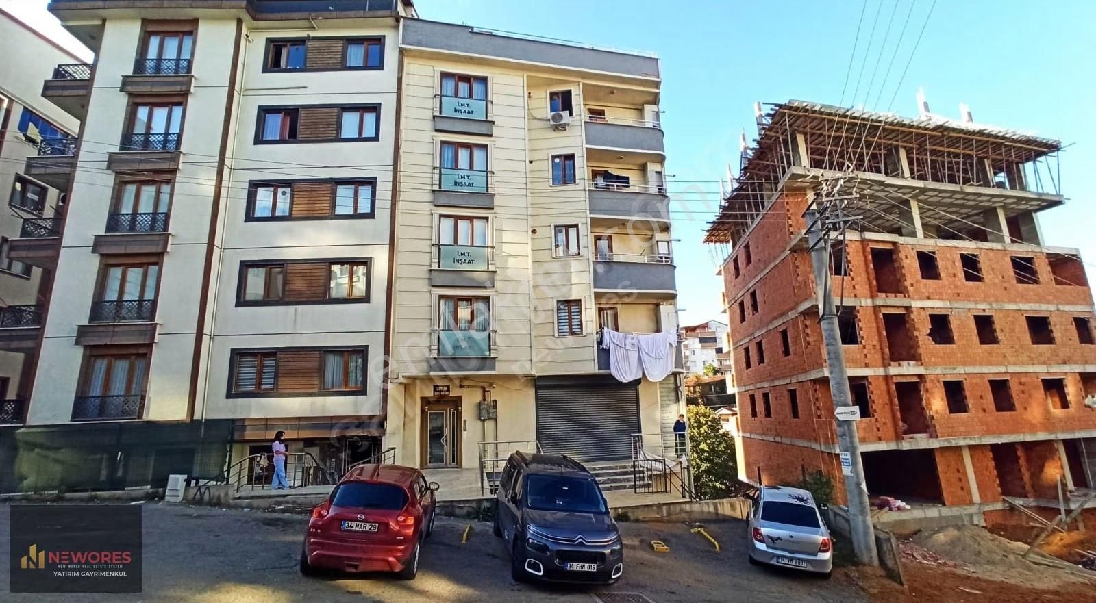 Arapçeşme Mh.'nde Satılık (5+2) Boş Dublex Daire