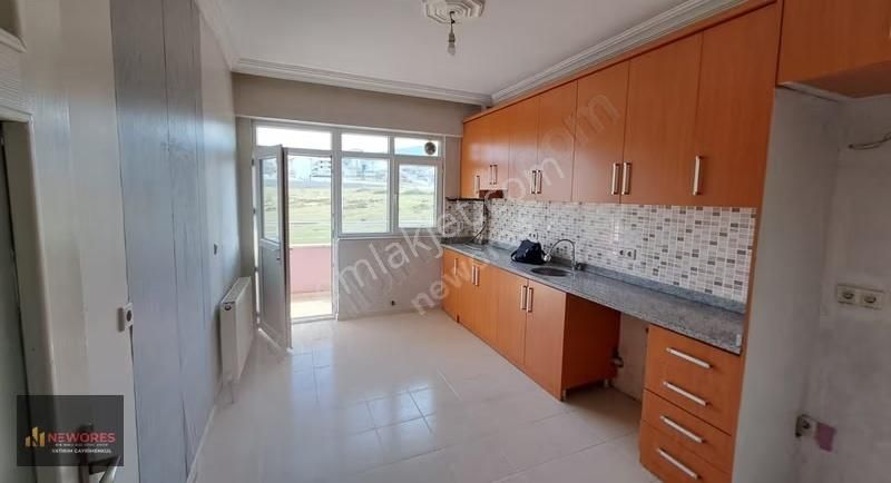 Çayırova Emek Mah. Hayat Sitesi' Nde (3+1) Satılık Boş Daire - Görsel 6