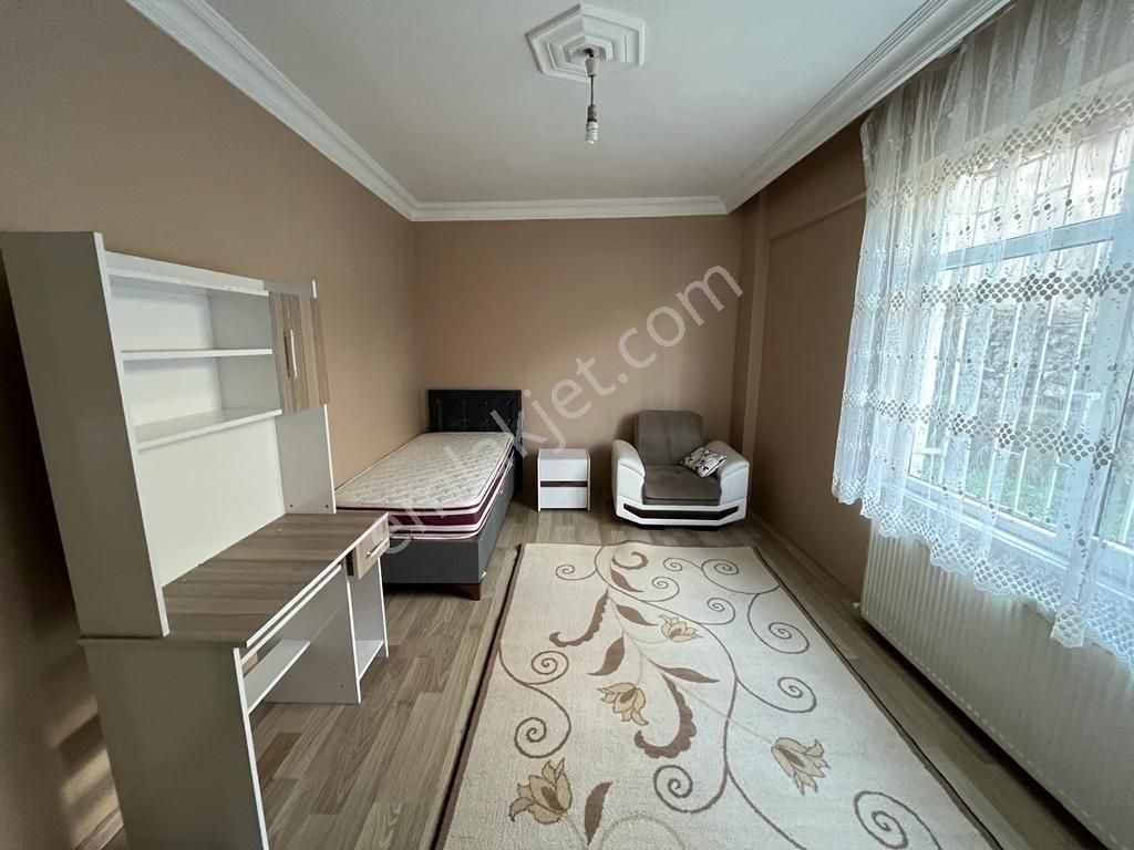 Kavacık Dörtyol Arasında 90 M 2+1 Arakat Daire