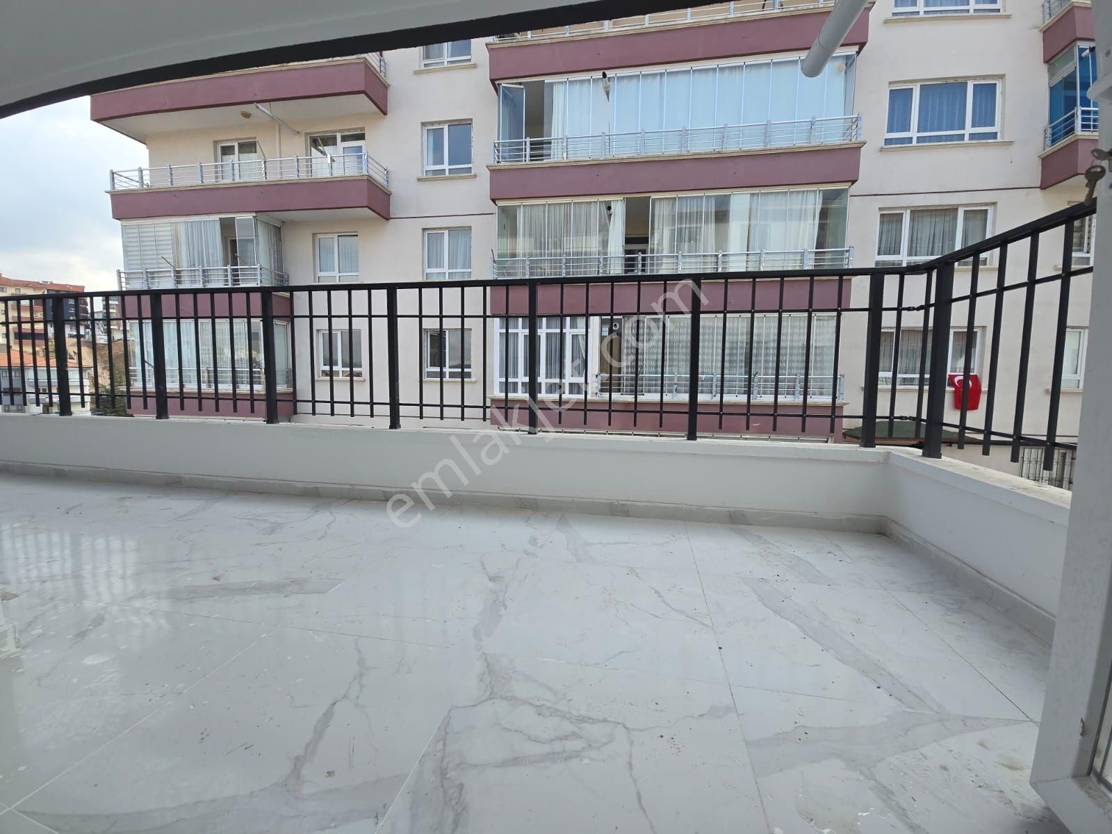 Nata Vega Avm Yürüme Mesafesinde Güneydoğu Cepheli 3+1 Kiralık - Görsel 11