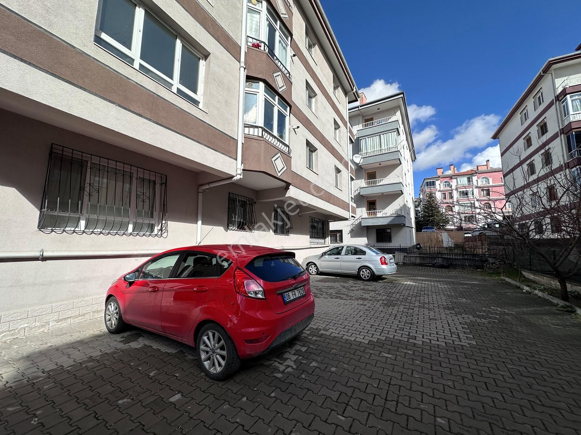 Ataparkta 3+1 Katta Merkezi Lokasyonda Bağımsız Daire - Görsel 33