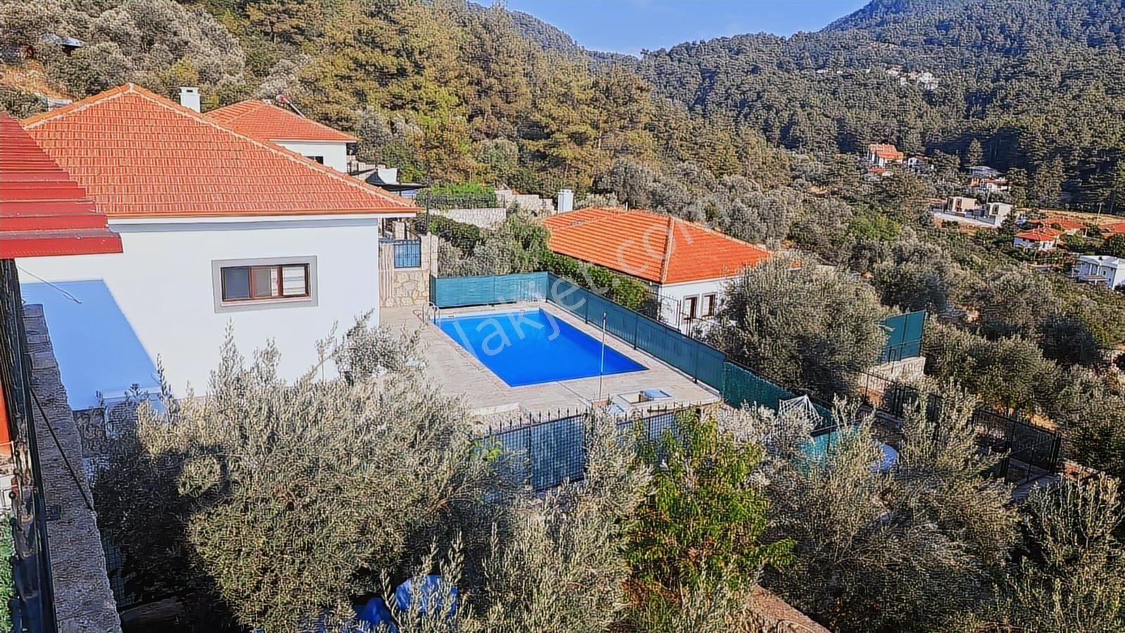 Stoptan Fethiye Üzümlü De Takasa Uygun Satılık Villa - Görsel 34