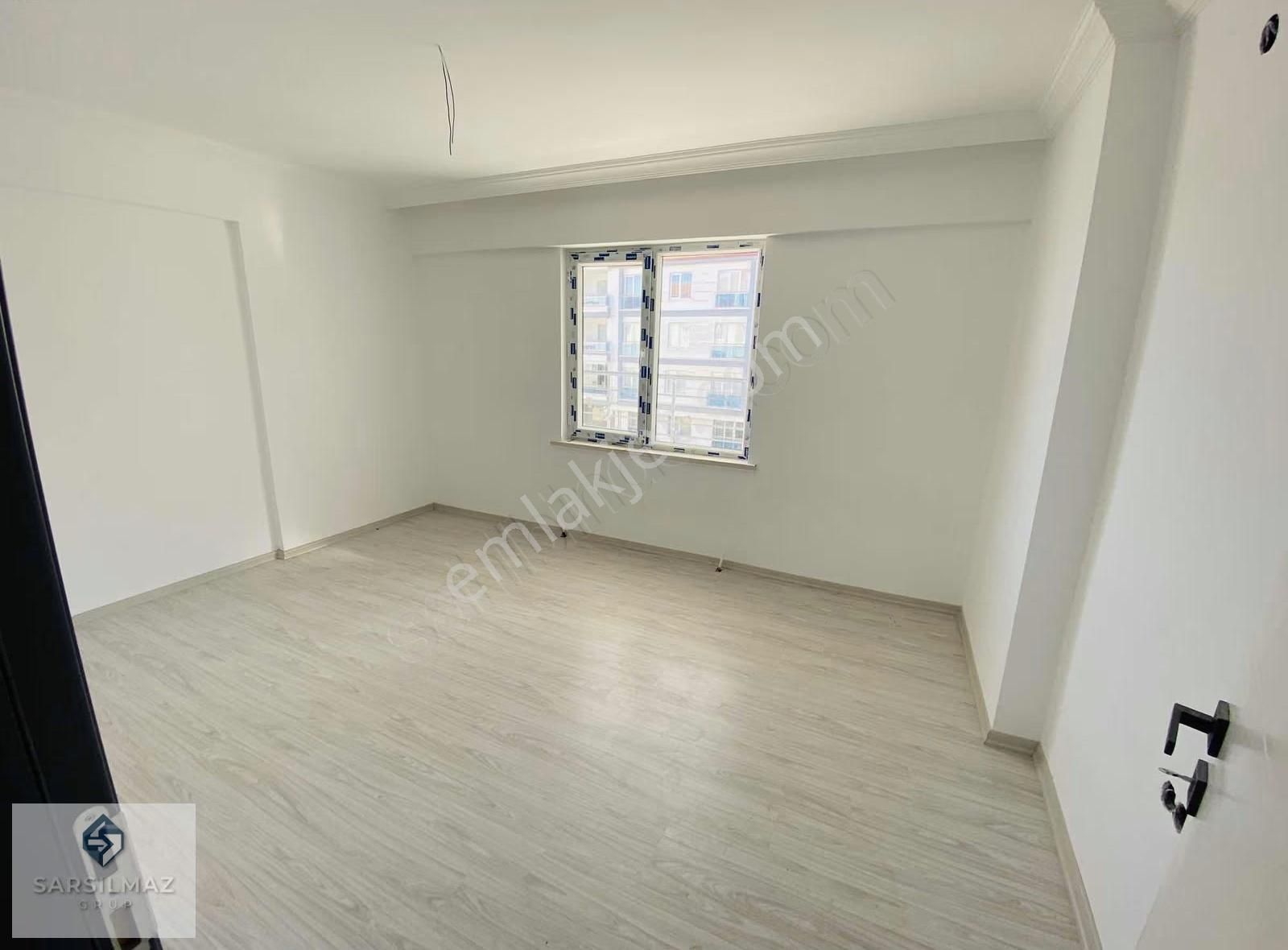 Sarsılmaz Grup Orta Kat Asansörlü Kapalı Garaj 3+1 Daire - Görsel 5