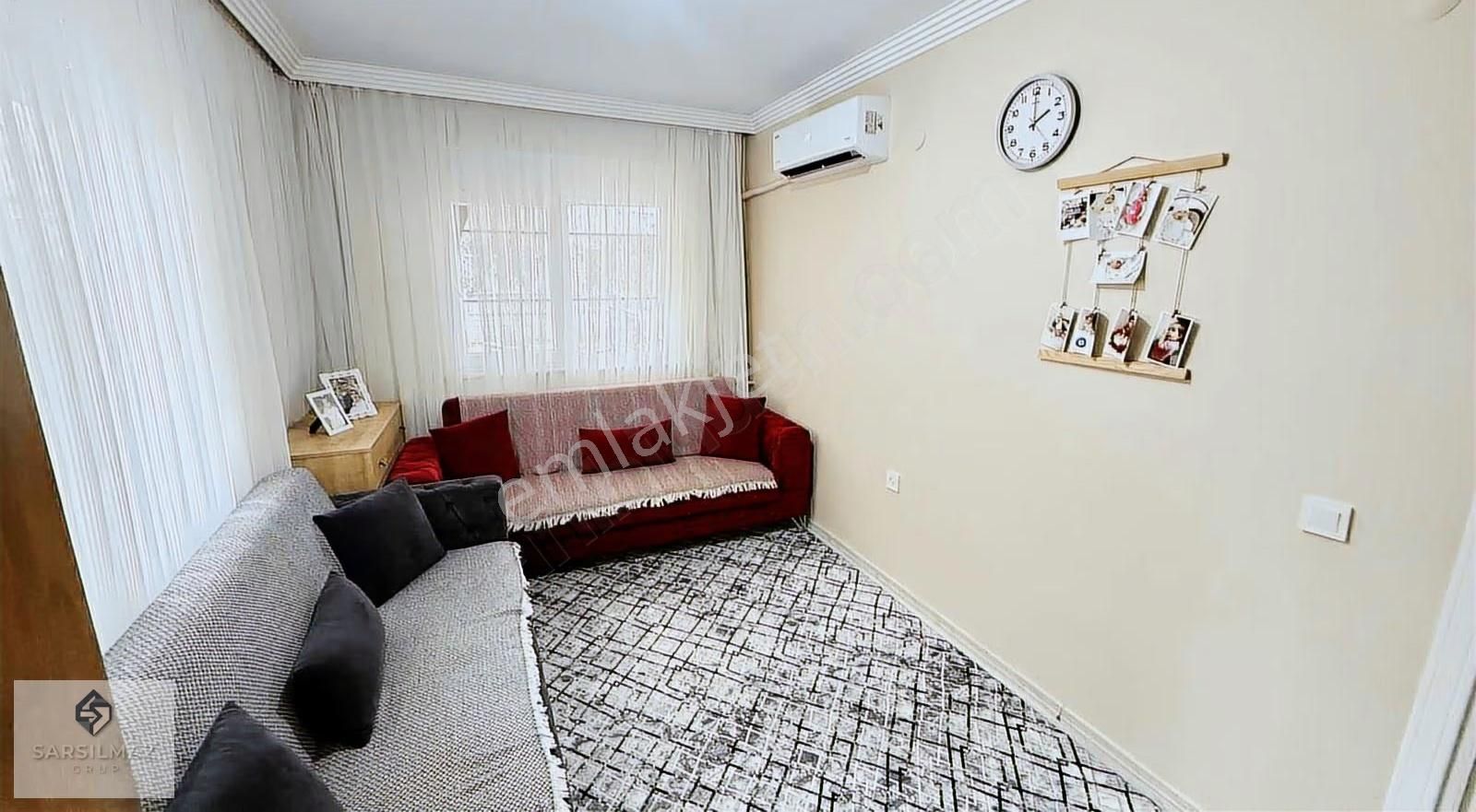 Gazi Mah'sinde 1+1 Ayrı Mutfaklı Satılık Daire