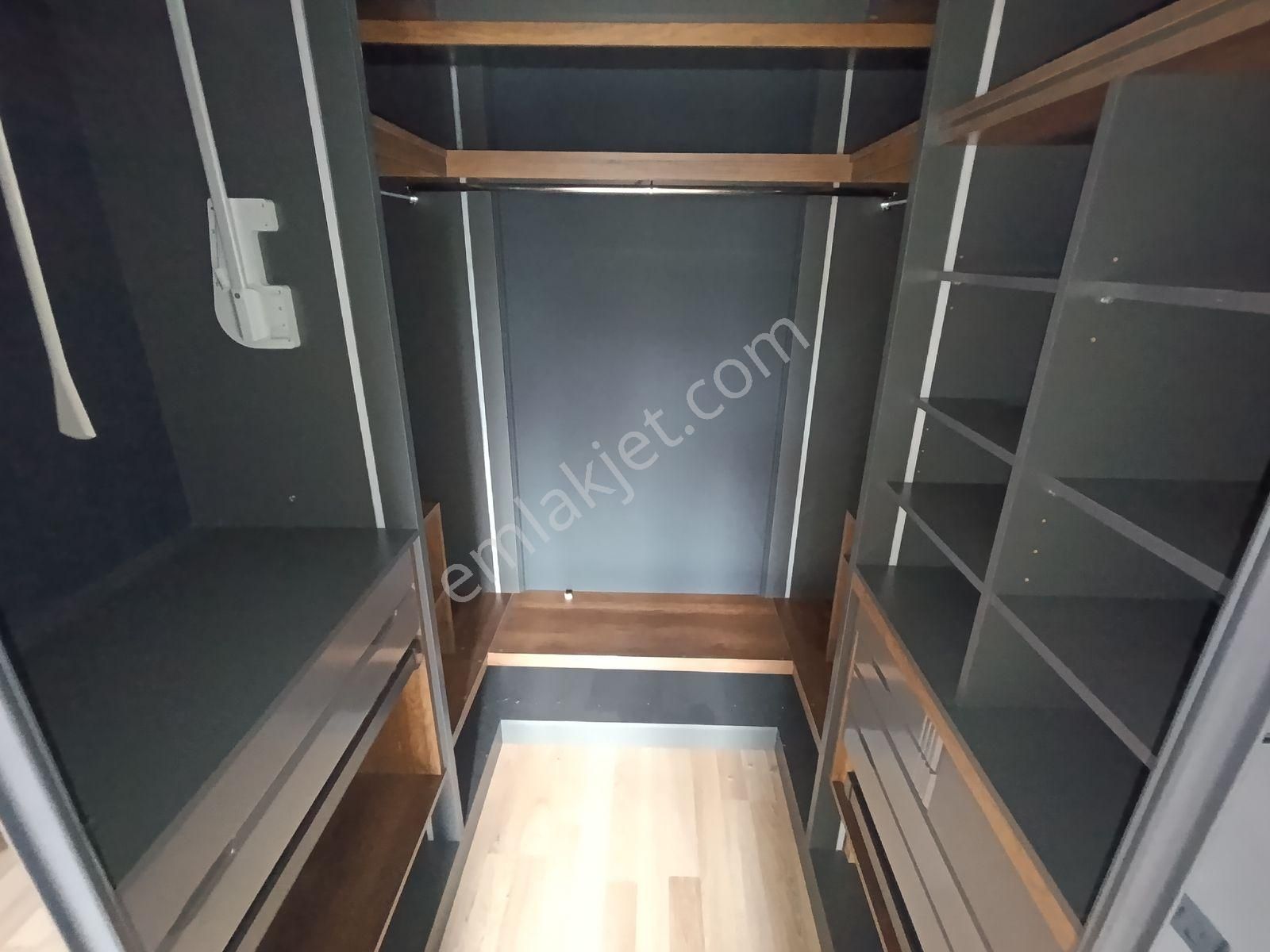 Blokyapı'dan Evorada 175 M2 Ebeveyn Banyolu 3,5+1 Arakat Kiralık - Görsel 17