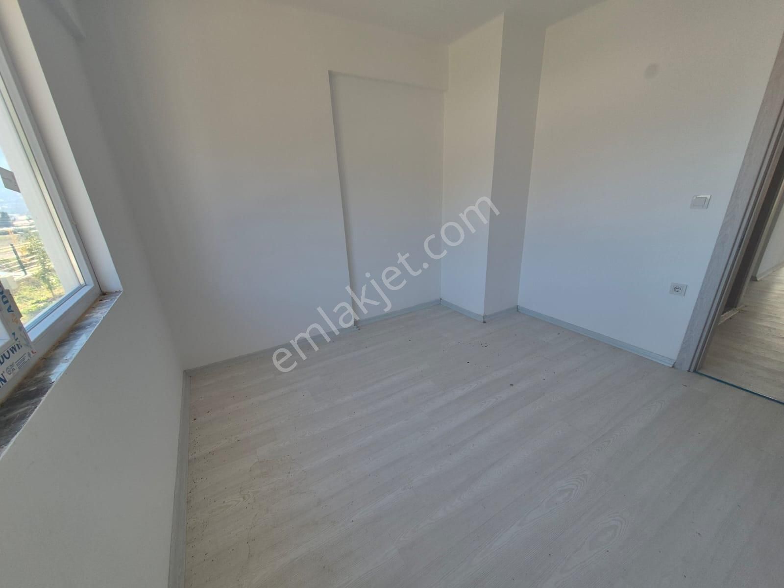 Goldhouse Dan Satılık Karaçulhada Nezih Site İçerisinde Satılık Dubleks Daire - Görsel 8