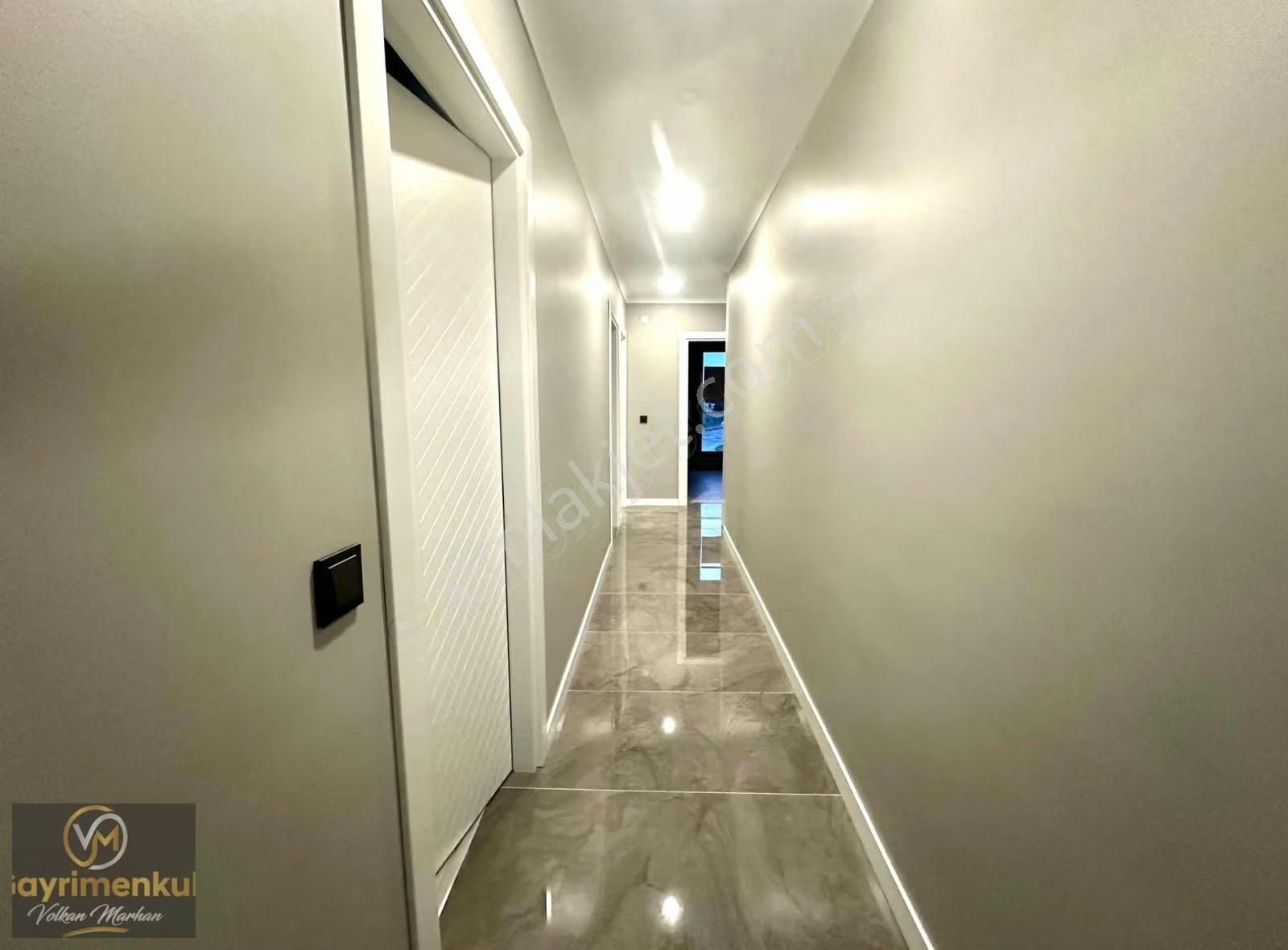 Kandilli Ana Cadde Üzerinde Manzara - Görsel 12