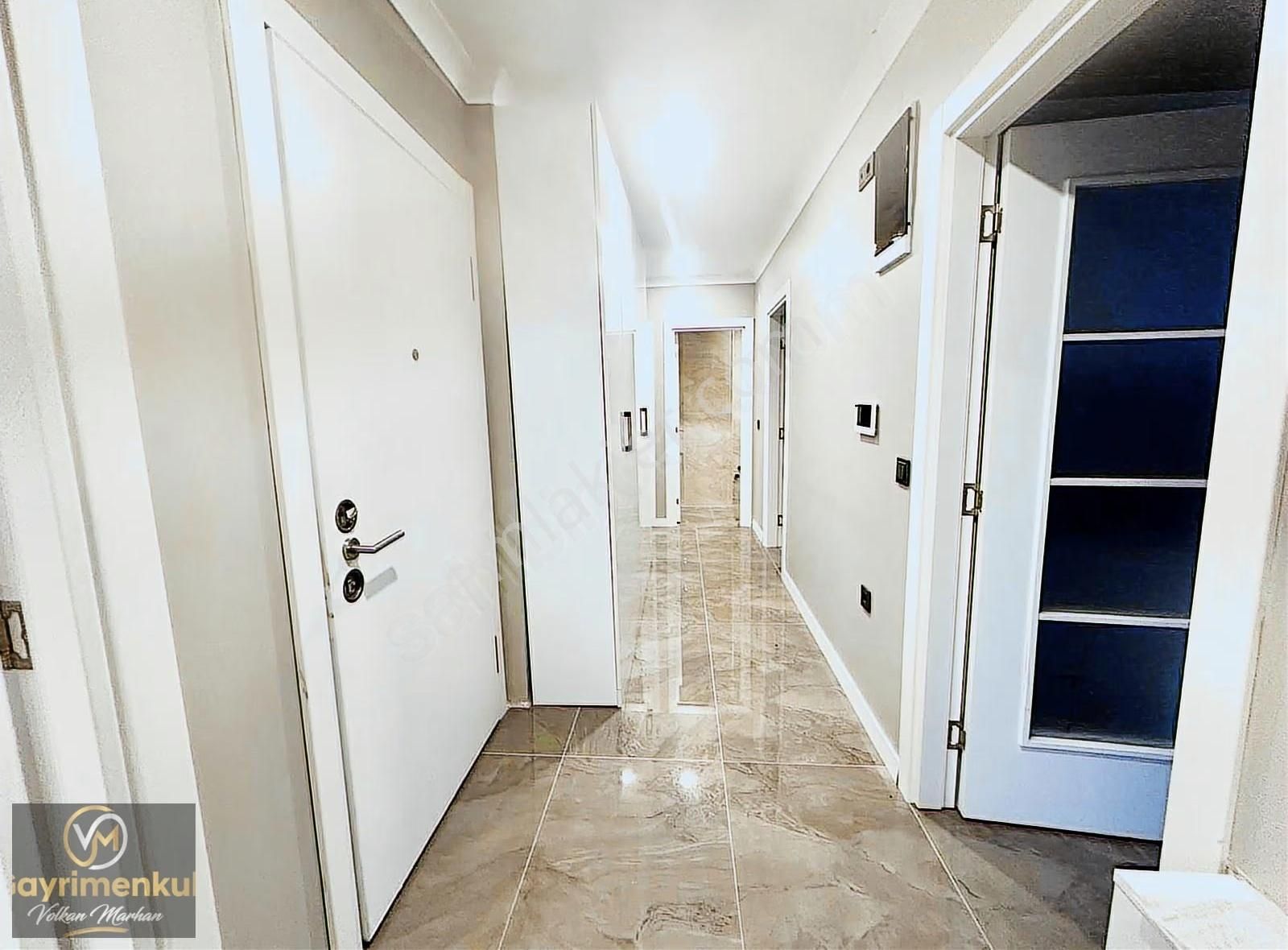 Kandilli Ana Cadde Üzerinde Manzara - Görsel 24