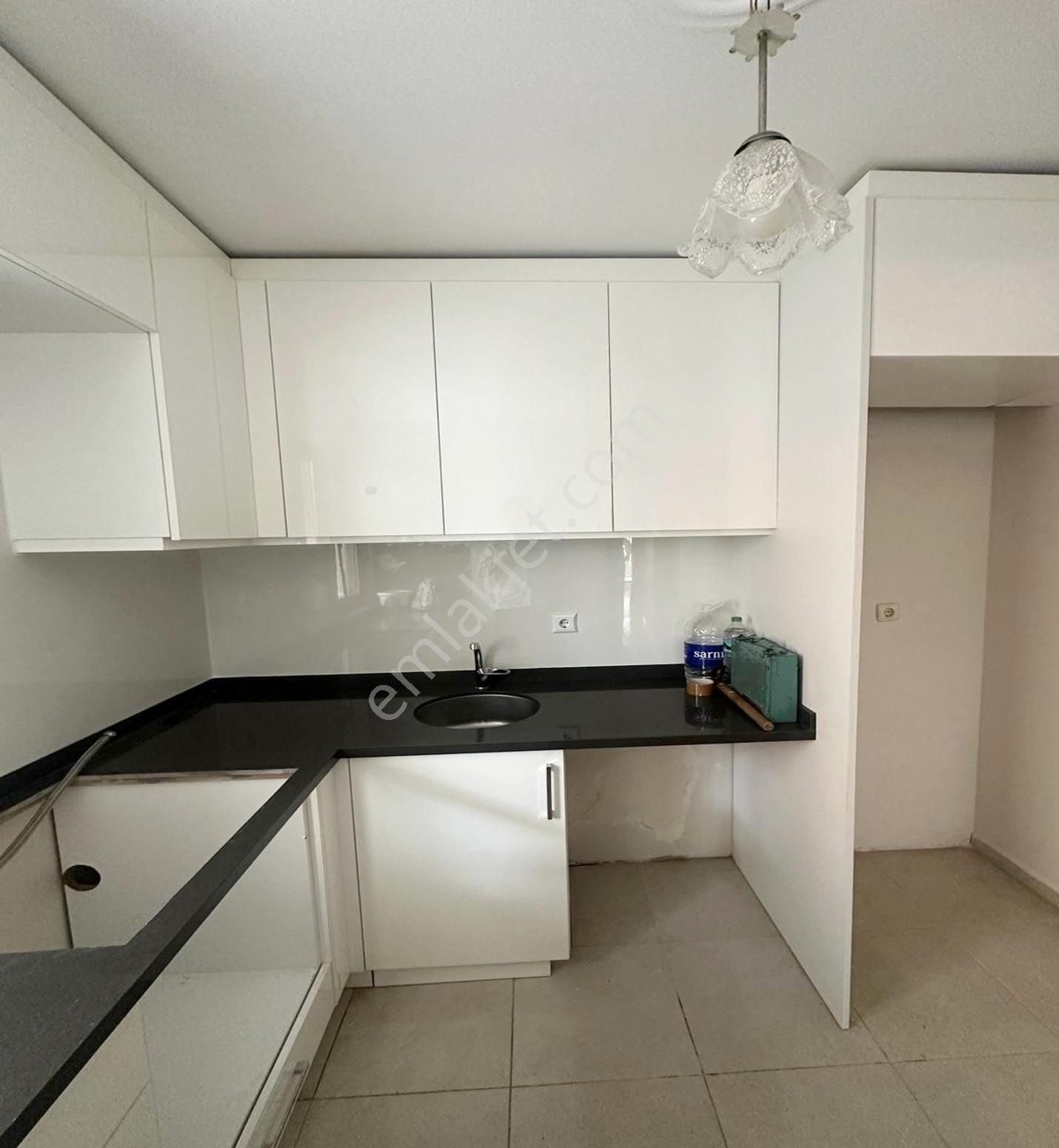 Kod 5298 Avrasya Yapıdan Metroya Yakın Kullanışlı 2+1 Daire