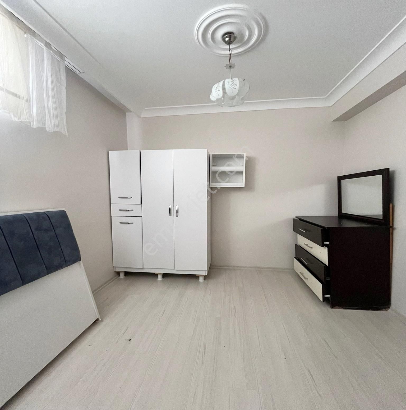 Kod 5298 Avrasya Yapıdan Metroya Yakın Kullanışlı 2+1 Daire - Görsel 2