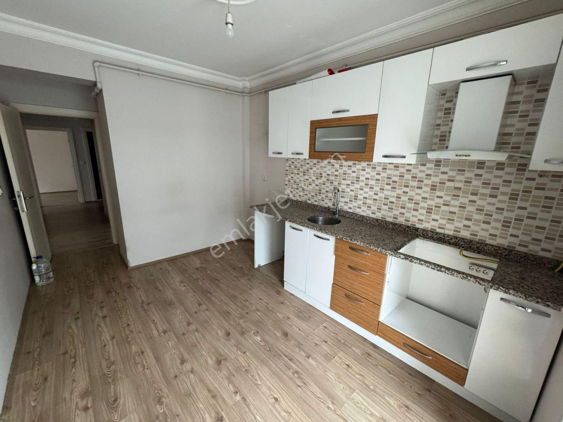 Mertcan'dan Cadde 2dk Metro 7dk İskanlı Balkonlu Fırsat 3+1 - Görsel 12