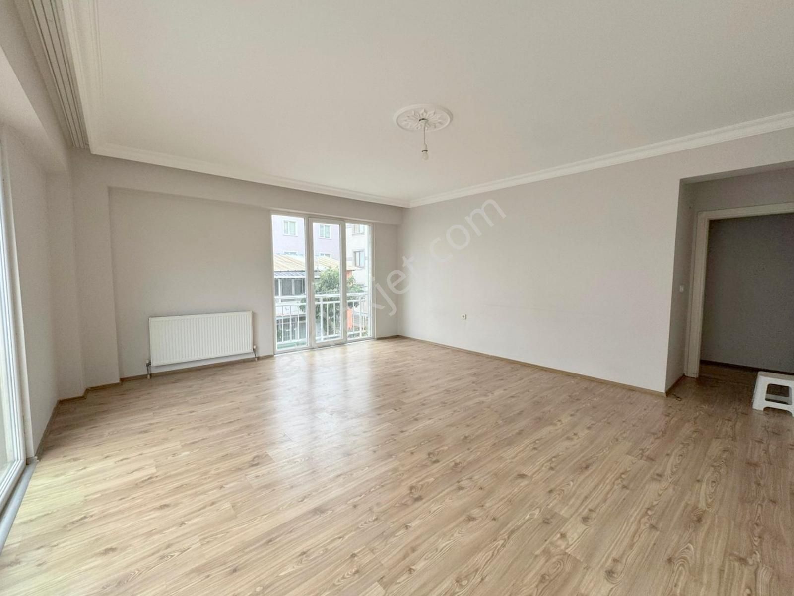 Mertcan'dan Cadde 2dk Metro 7dk İskanlı Balkonlu Fırsat 3+1 - Görsel 7