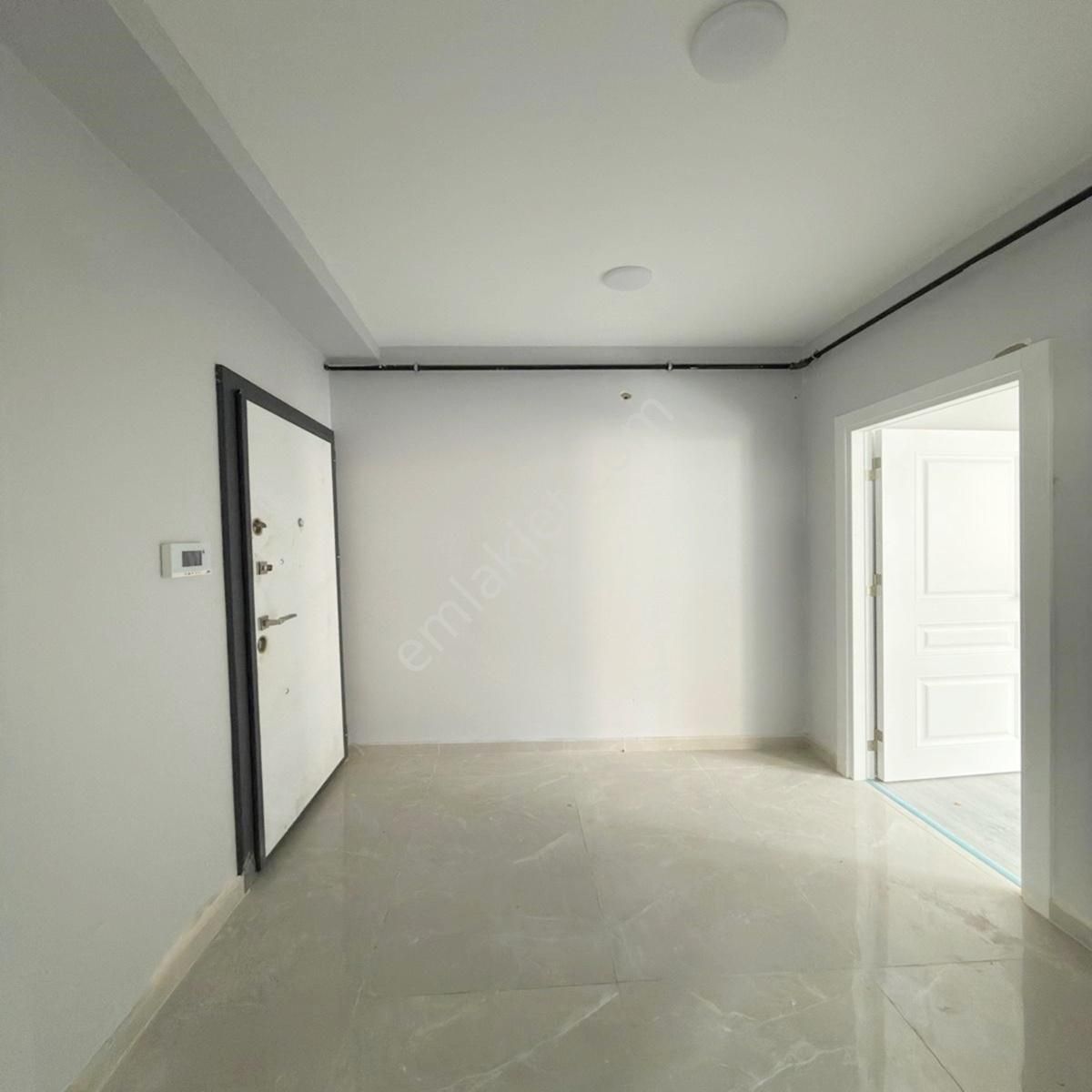 Kod 5311 Çamlık Mah. Metroya Yürüme Mesafesinde Arakat 1+1 Daire - Görsel 11