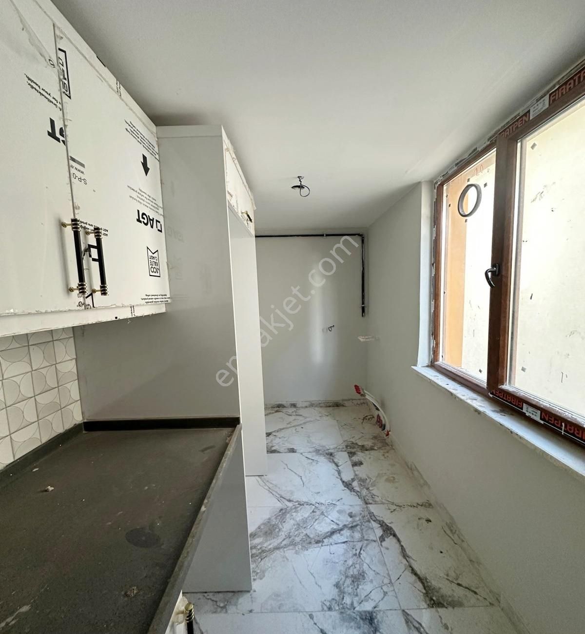 Kod 5242 Alemdağ Mah. Orman Manzaralı 2+1 Satılık - Görsel 9