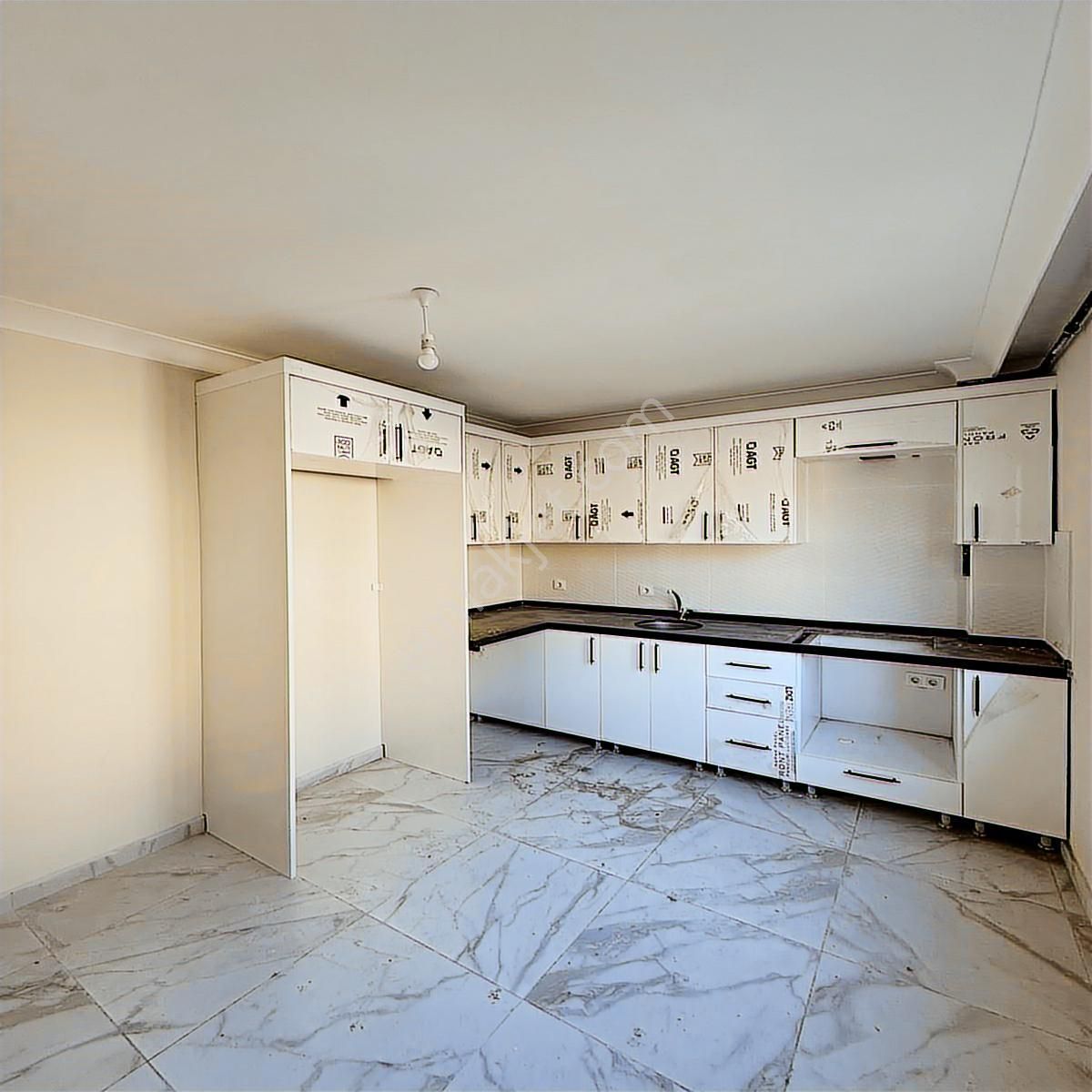 Kod 5336 Cumhuriyet Mah. Caddeye Cephe Geniş Kredili 2+1 Daire - Görsel 5