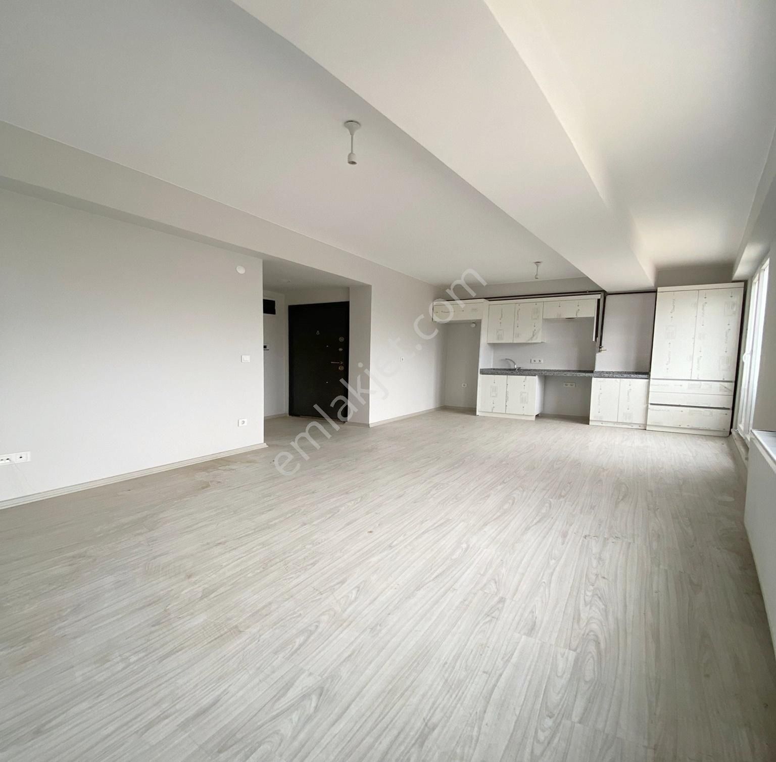 Kod 2172 Şile Otobanına Cephe Geniş Ara Kat 1+1 Kiralık - Görsel 2