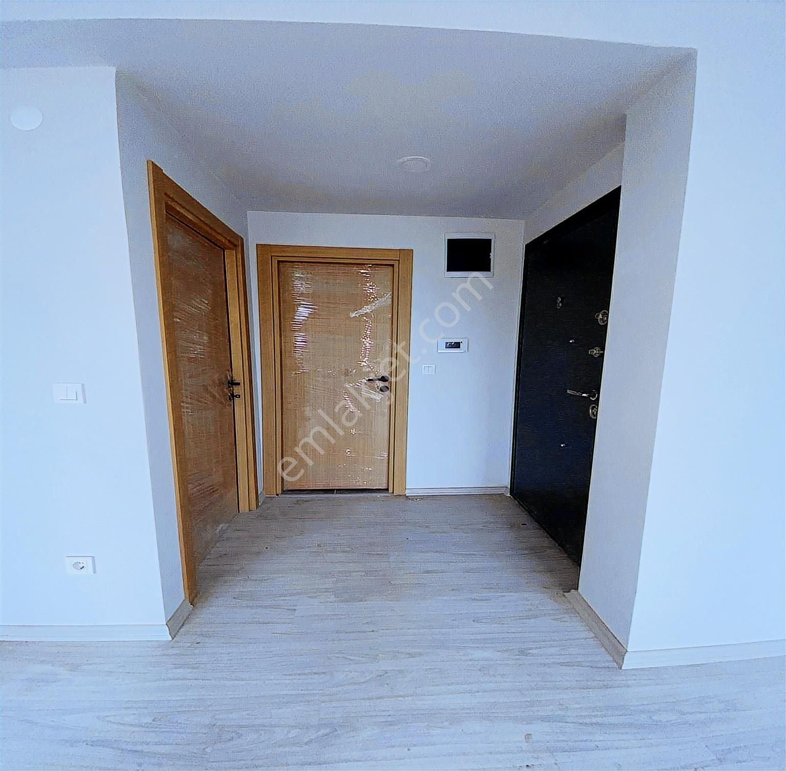 Kod 2172 Şile Otobanına Cephe Geniş Ara Kat 1+1 Kiralık - Görsel 6
