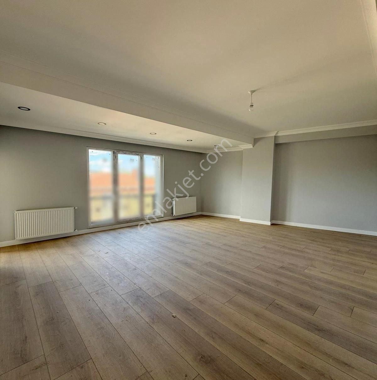 Kod 5309 Avrasya Yapı'dan Geniş Mutfaklı 2+1 Ara Kat Daire !!! - Görsel 24