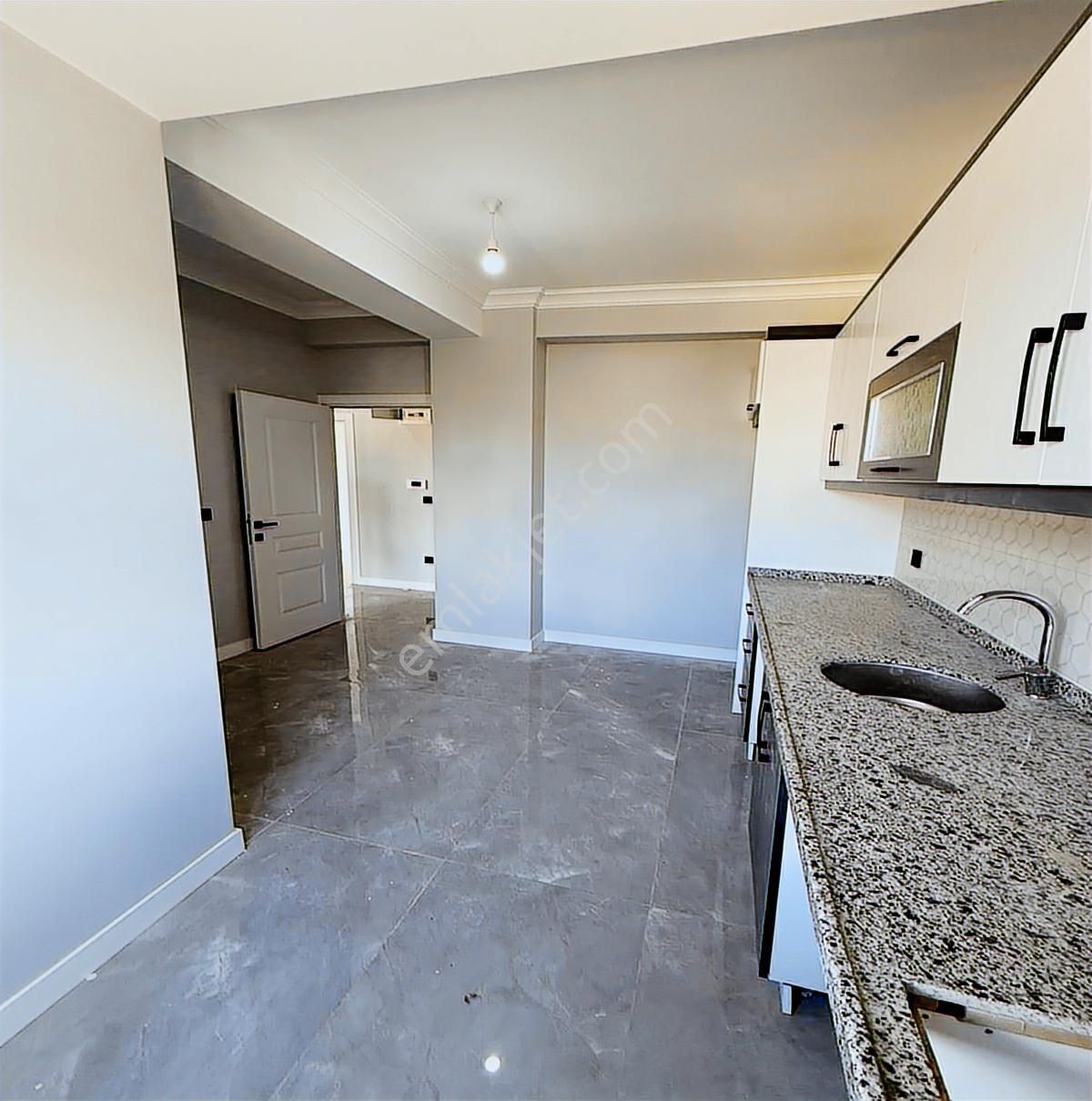 Kod 5309 Avrasya Yapı'dan Geniş Mutfaklı 2+1 Ara Kat Daire !!! - Görsel 3