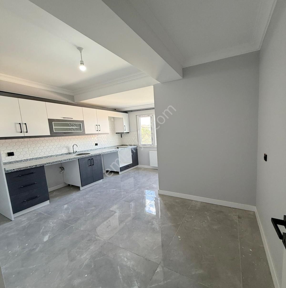 Kod 5309 Avrasya Yapı'dan Geniş Mutfaklı 2+1 Ara Kat Daire !!! - Görsel 34