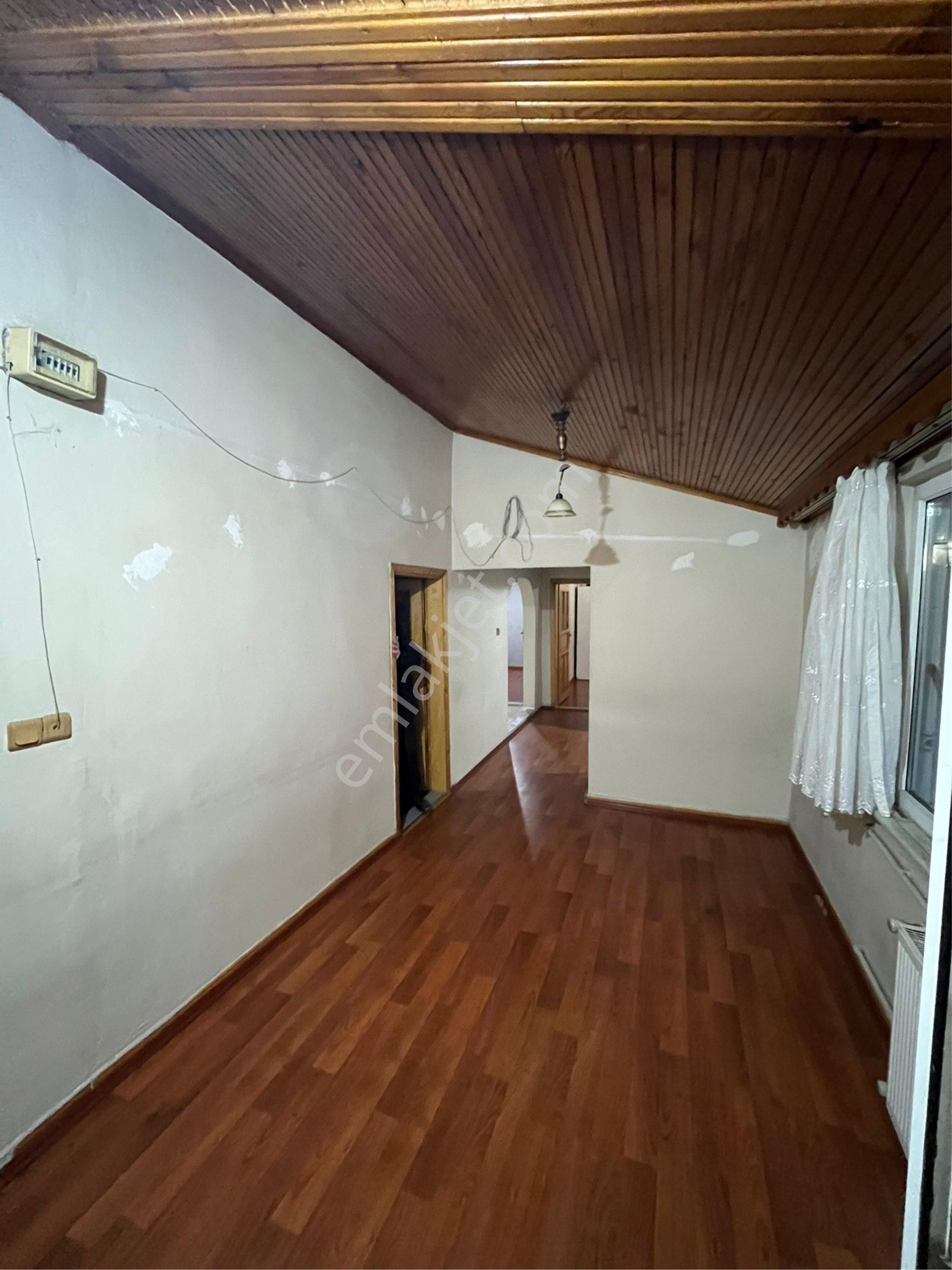 Mahmutbey Halkalı Caddesine Yakın Kiralık 100 M2 Daire 3+1 - Görsel 2