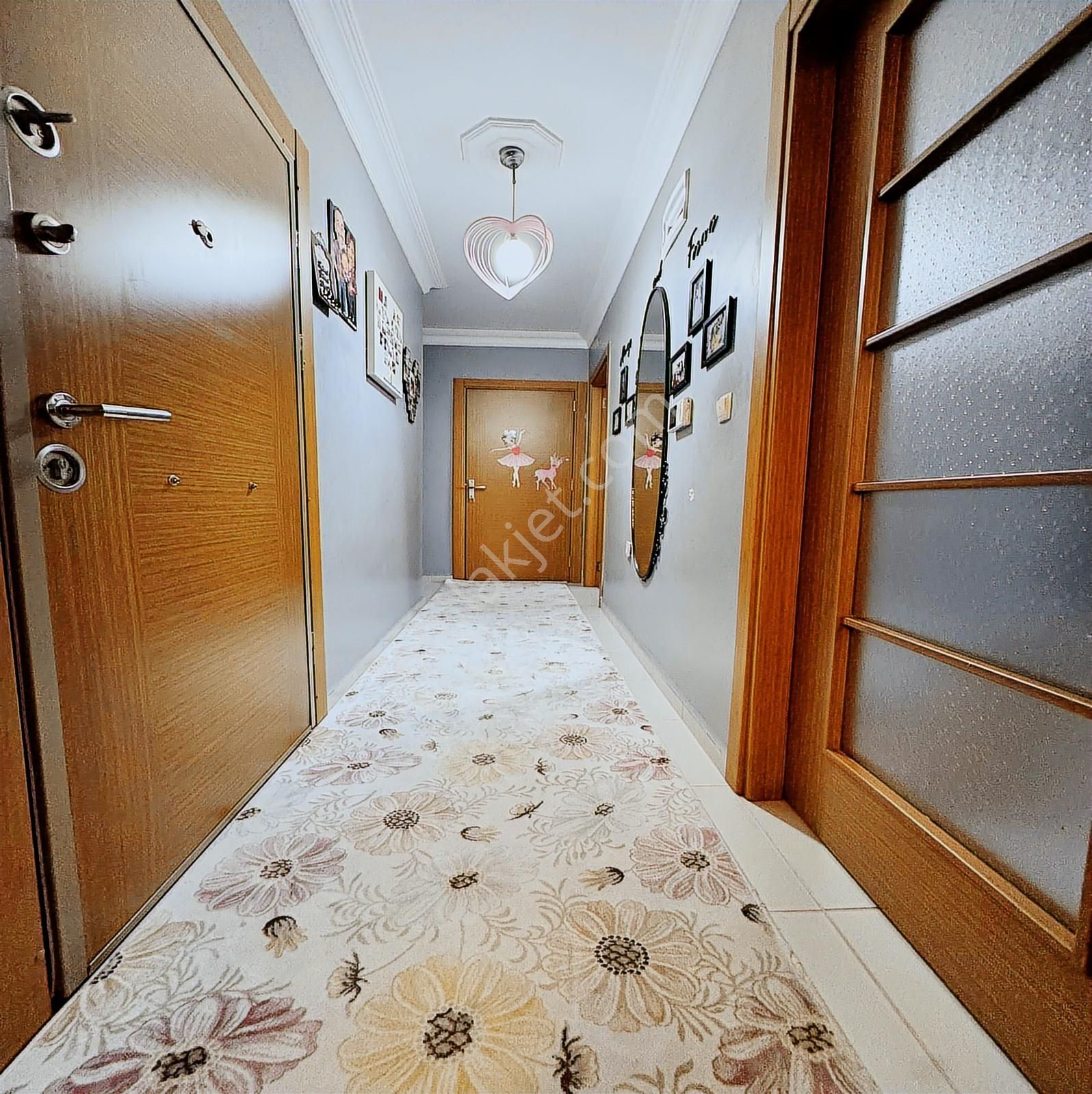 Kod 5346 Cumhuriyet Mah Yatırıma Uygun Geniş 2+1 Arakat Satılık - Görsel 4