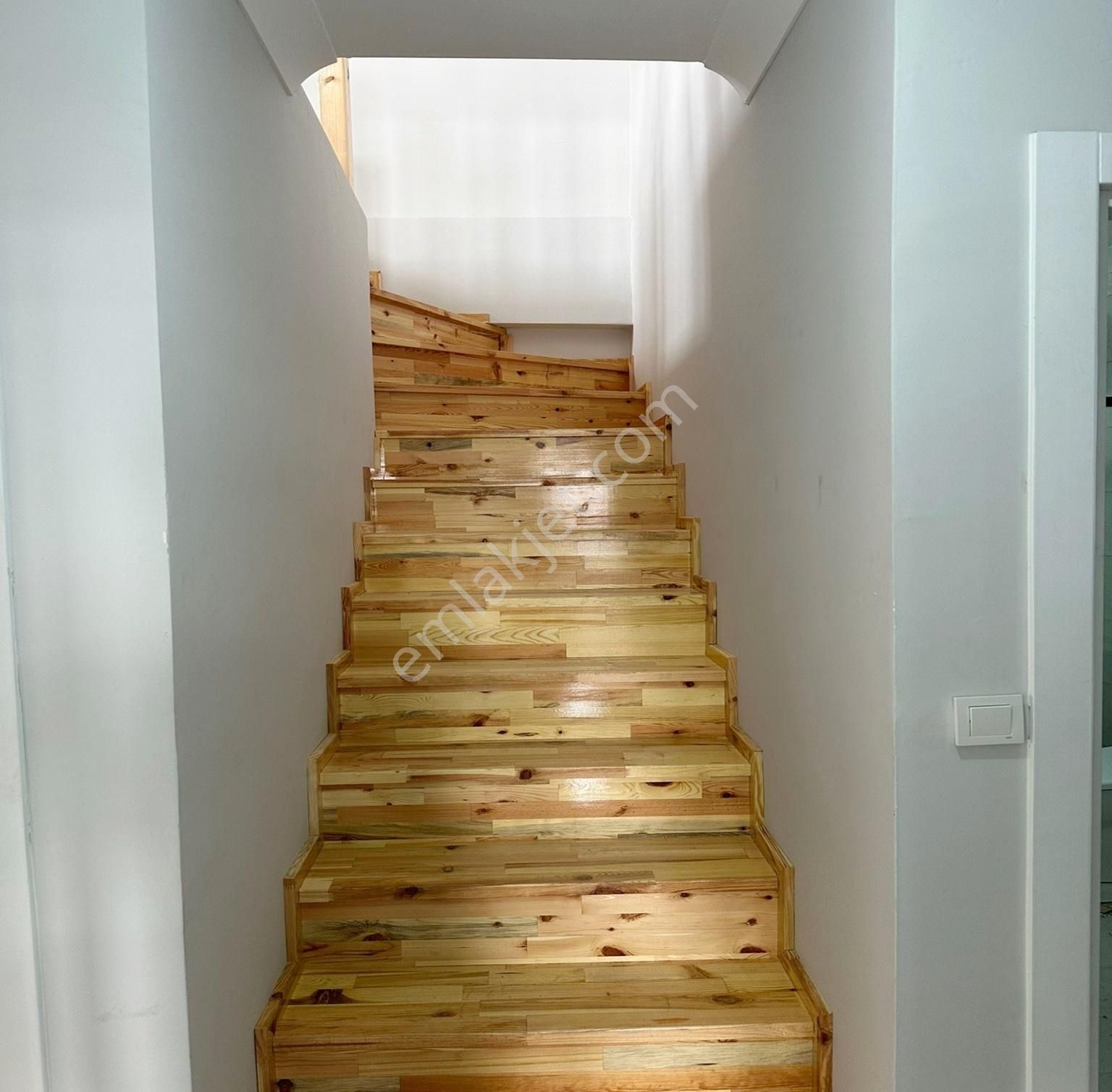 Kod 5338 Yunusemre Mah. Geniş Aileye Uygun Teraslı 3+2 Dubleks - Görsel 6