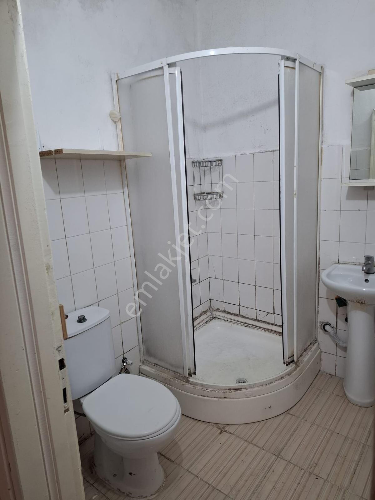 Kocasinan'da Kiralık 1+1 1.kat Daire - Görsel 9