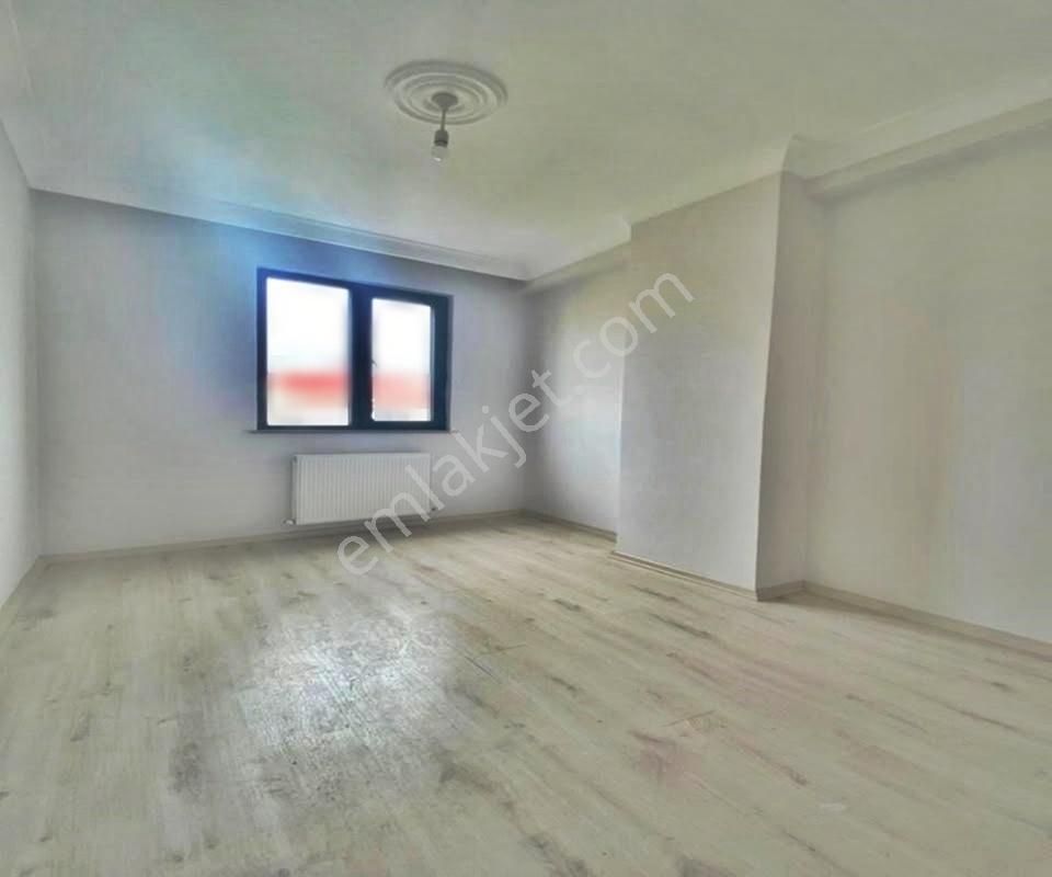 Kod 3163 Cumhuriyet Mah. Yatırıma Oturuma Uygun 2+1 Ara Kat - Görsel 9