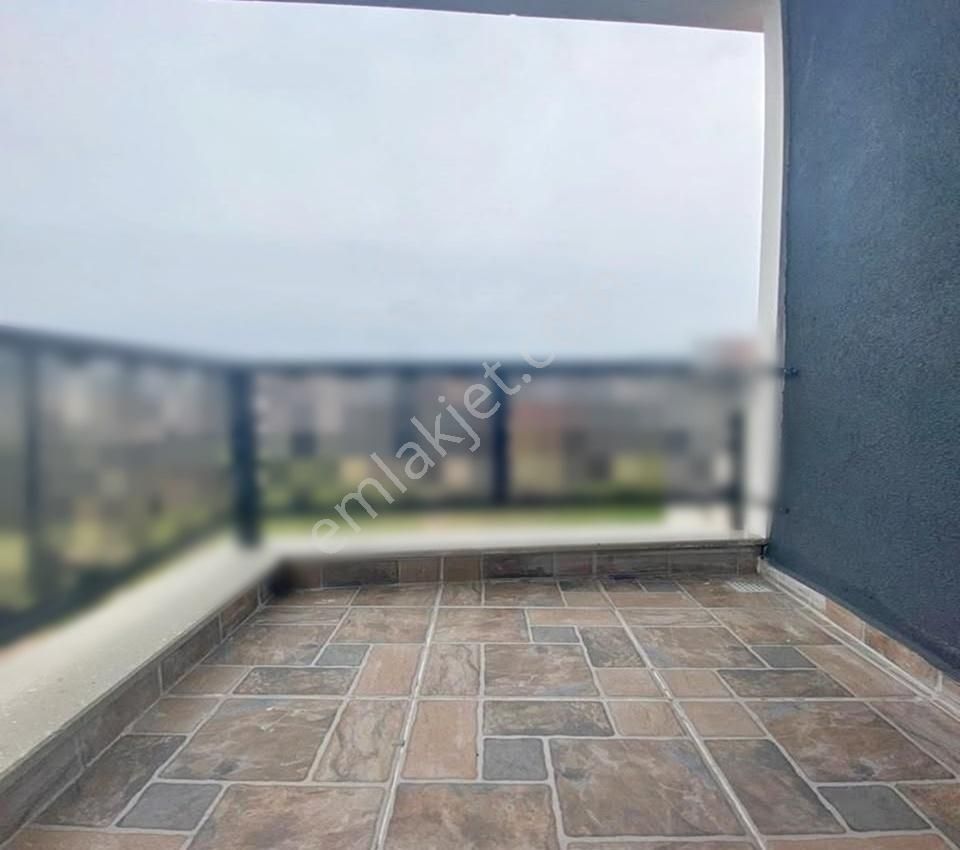 Kod 3163 Cumhuriyet Mah. Yatırıma Oturuma Uygun 2+1 Ara Kat - Görsel 8