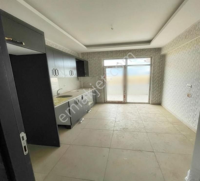 Kod 3181 Yenidoğan Mah. Yatırıma Uygun Caddeye Cephe 2+1 Ara Kat - Görsel 5