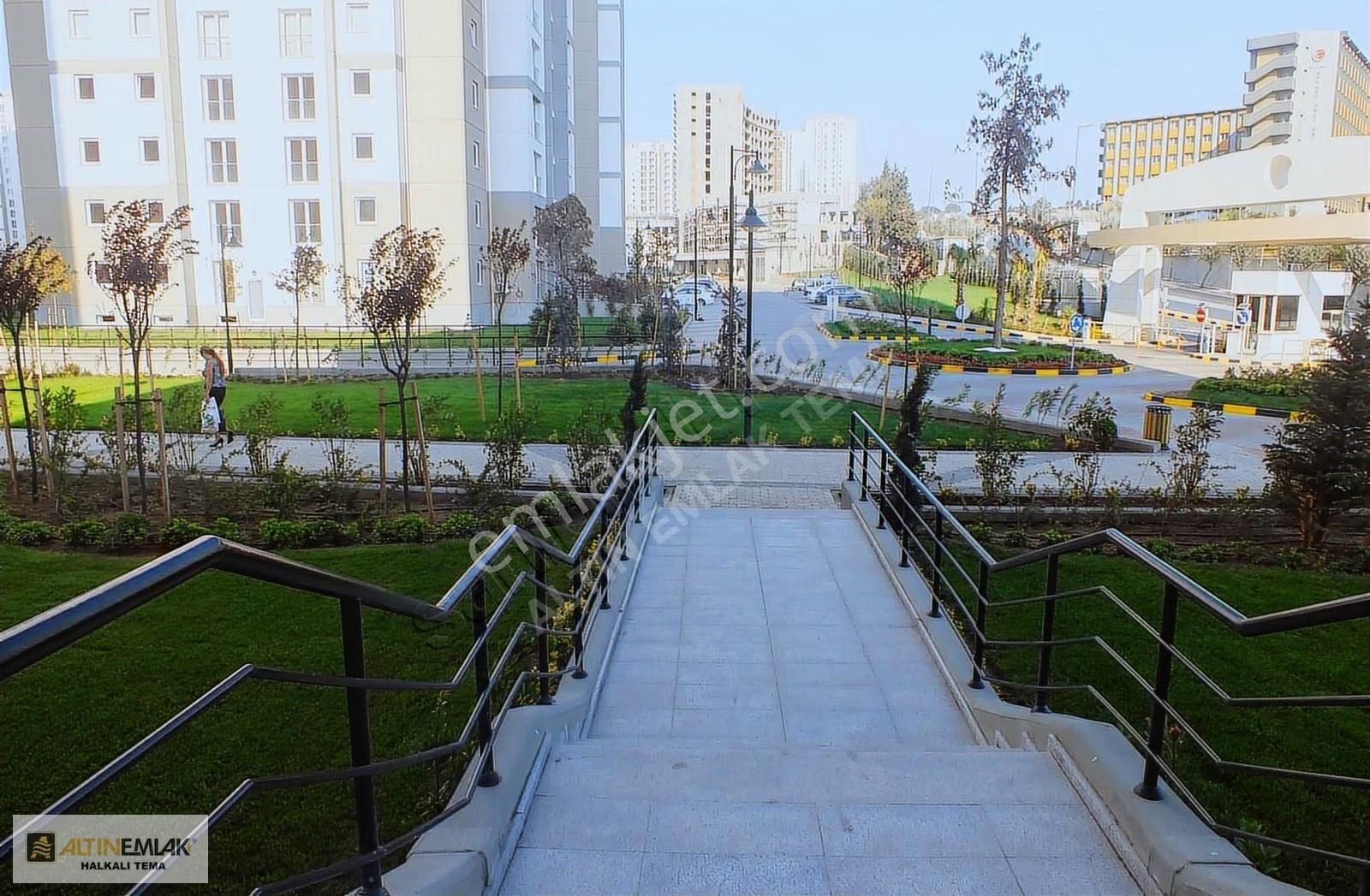 Halkalı Atakent Avrupa 3 Konutları Manzaralı Kiralık 3+1 Daire - Görsel 24