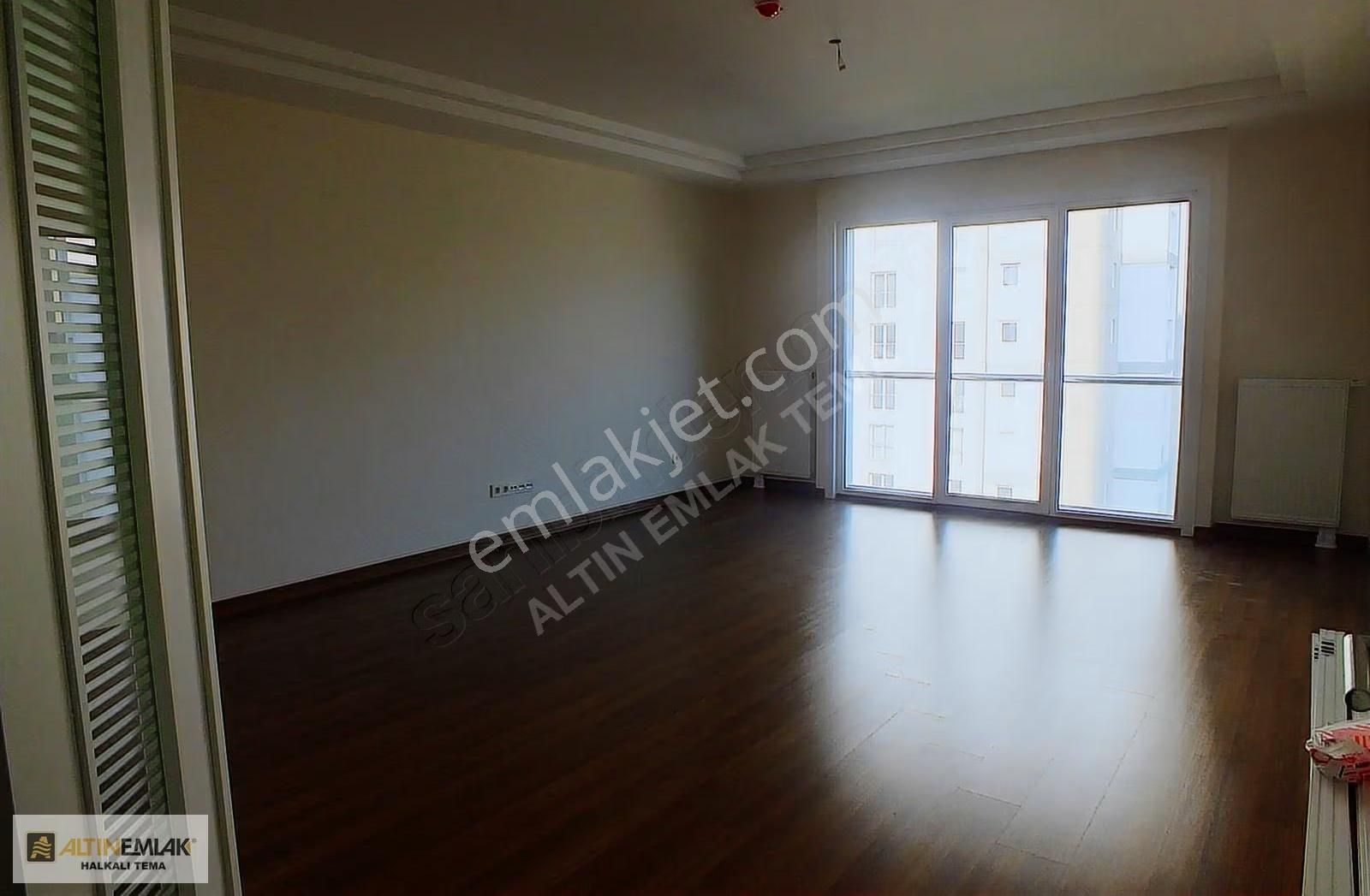 Halkalı Atakent Avrupa 3 Konutları Manzaralı Kiralık 3+1 Daire - Görsel 14