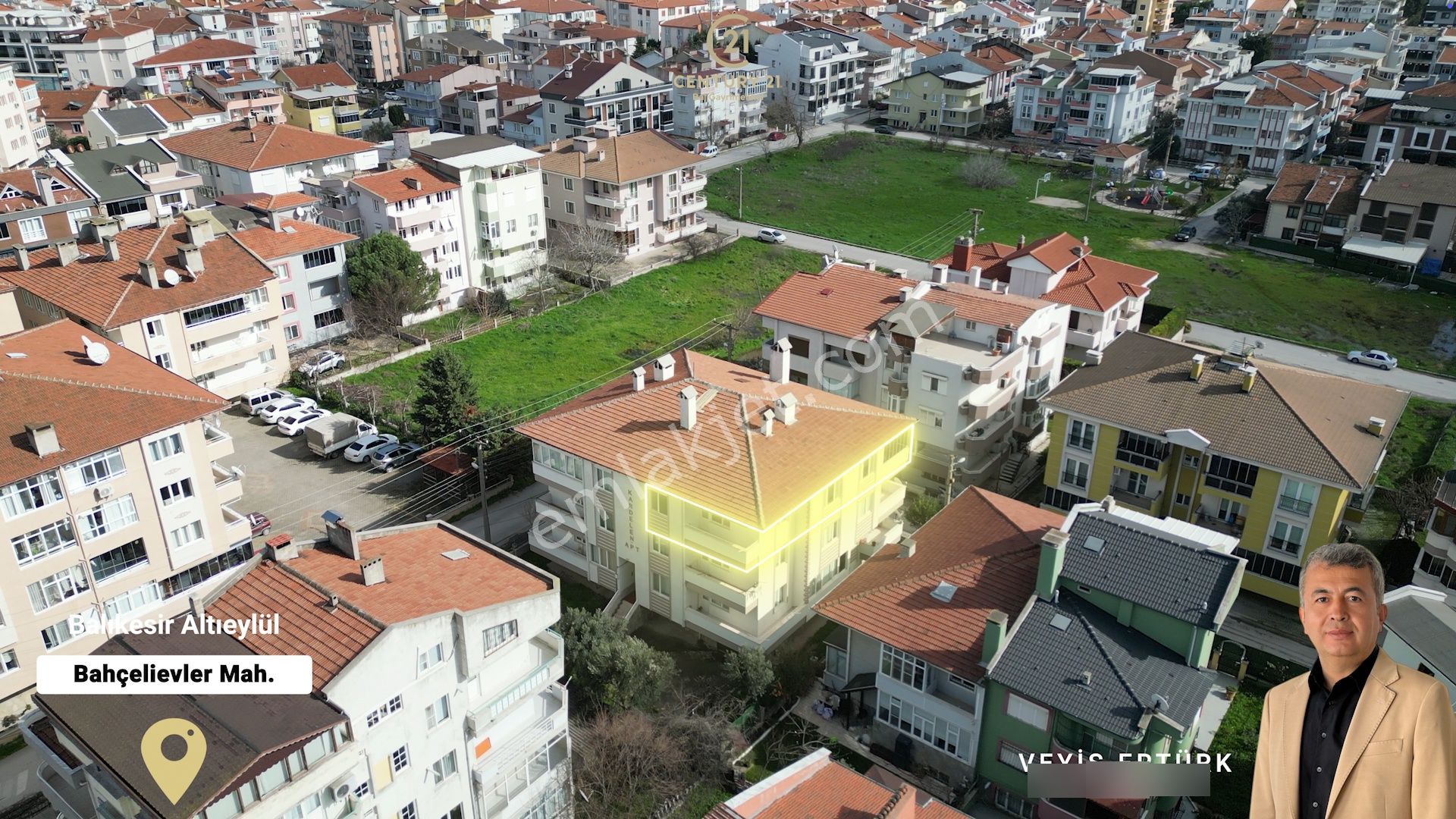 Century 21 Bal'dan Bahçelievler Mahallesinde Satılık 3+1 Daire - Görsel 3