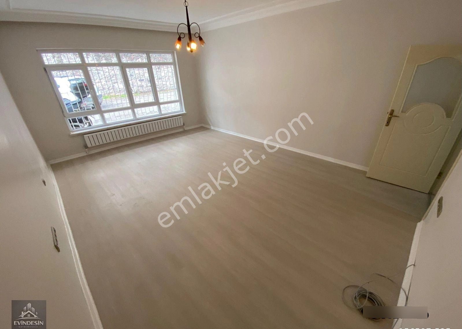 Tepebaşı Mahallesinde Bağımsız 3+1 Yapılı Caddeye Yakın Satılık Daire