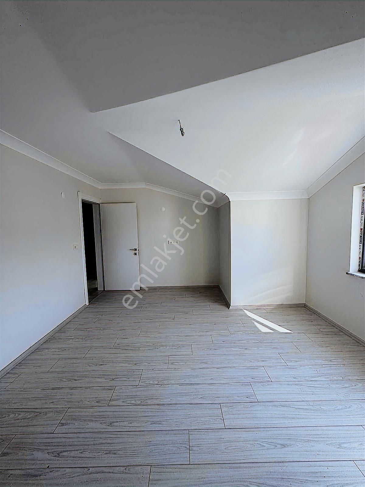 Bandırma Mavi Emlaktan 600 Evler Mahallesinde3+1 Satılık Daire - Görsel 5
