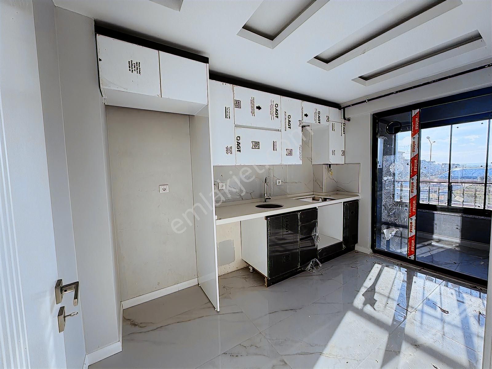 Bandırma Mavi Emlaktan Atatürk Caddesinde 2+1 Satılık Daire