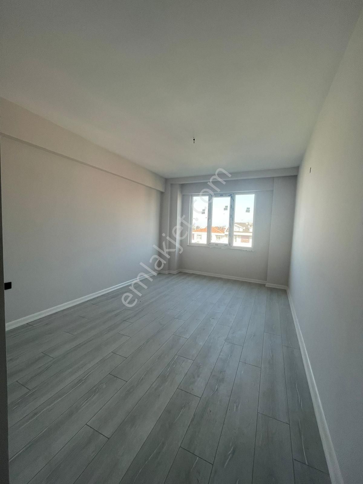 Bandırma Mavi Emlaktan Paşabayır Mahallesinde Satılık Lüx Daire - Görsel 6