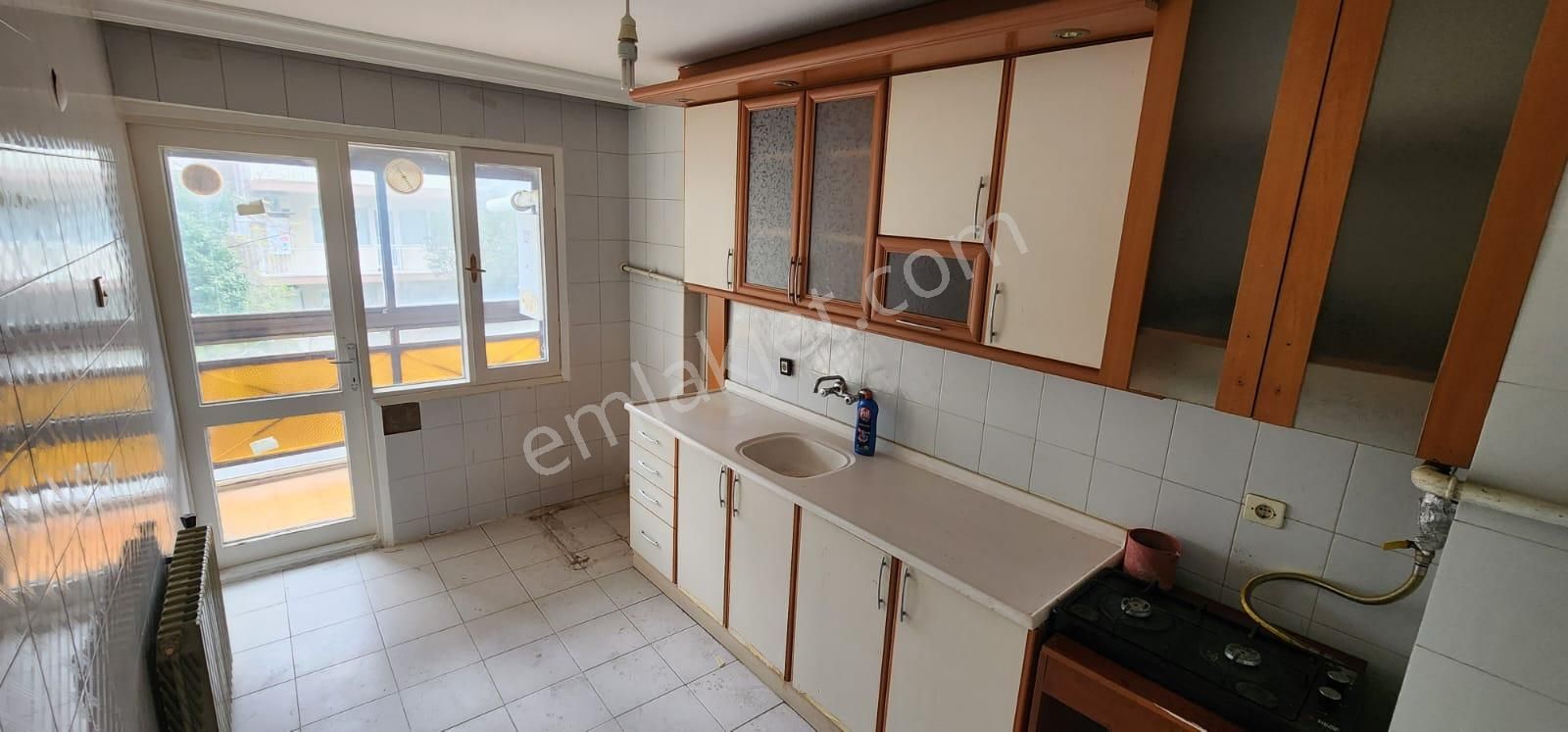 Bornova Ata Durağında Doğalgazlı 3+1 Daire - Görsel 11