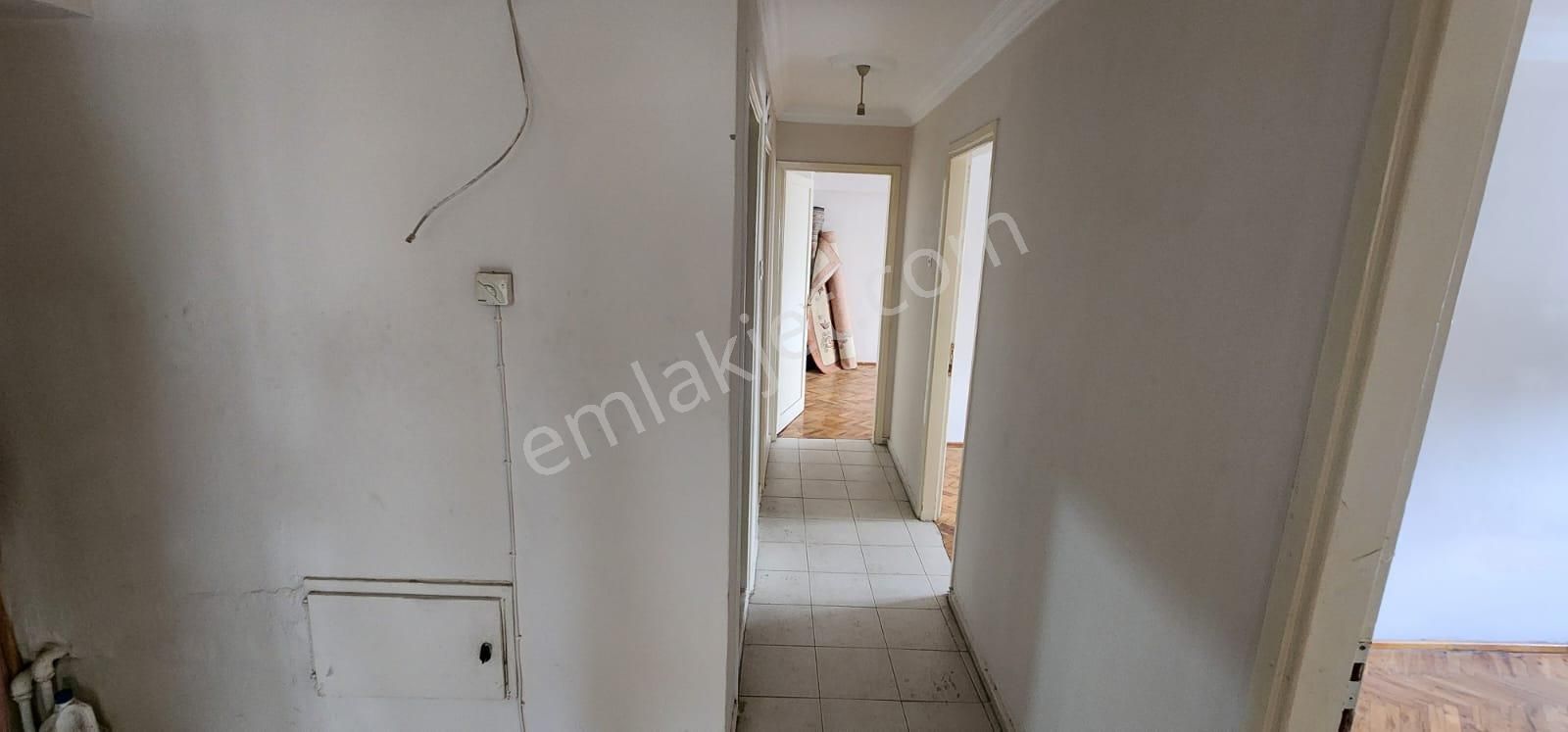 Bornova Ata Durağında Doğalgazlı 3+1 Daire - Görsel 16