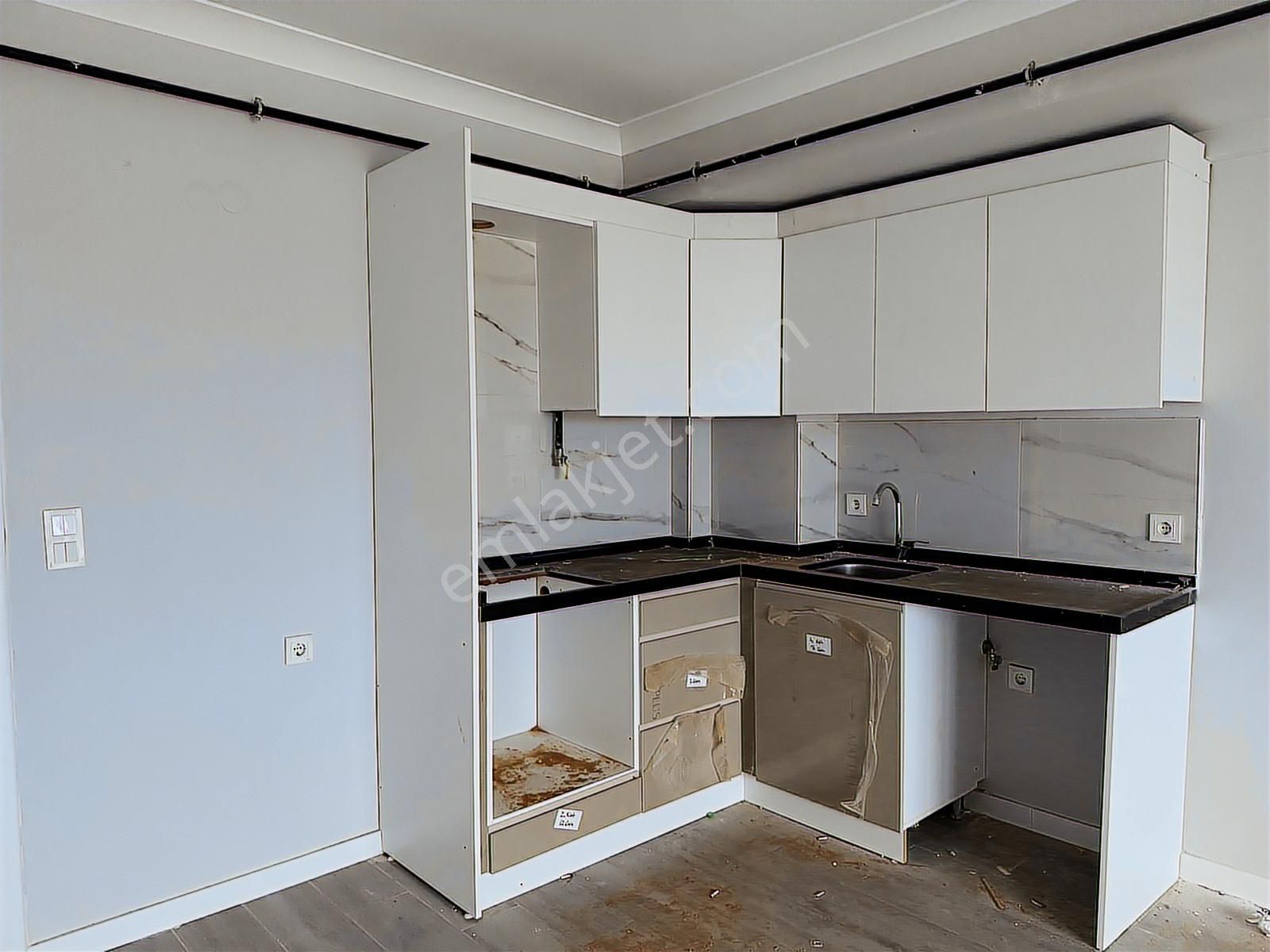 Bandırma Mavi Emlaktan Yeni Mh.geniş Ferah 1+1 Satılık Daireler - Görsel 11