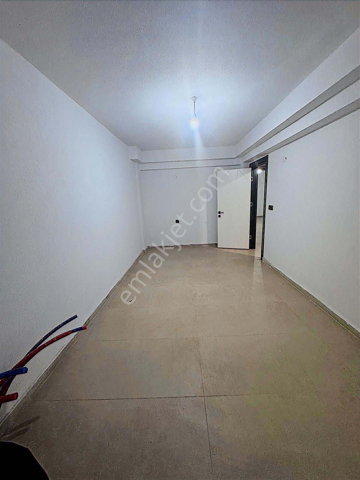 Bandırma Maviden Ultra Lüks Şık Tasarımlı 5+1+2 Satılık Triplex - Görsel 25