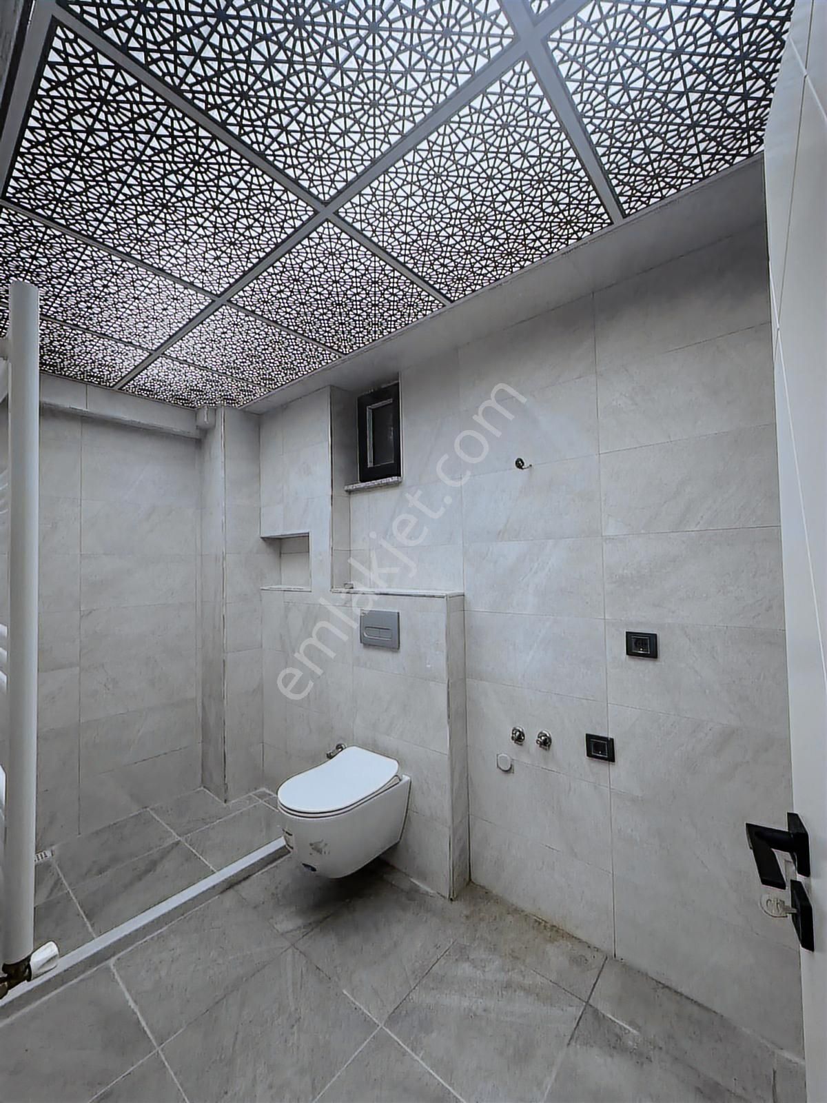 Bandırma Maviden Ultra Lüks Şık Tasarımlı 5+1+2 Satılık Triplex - Görsel 16